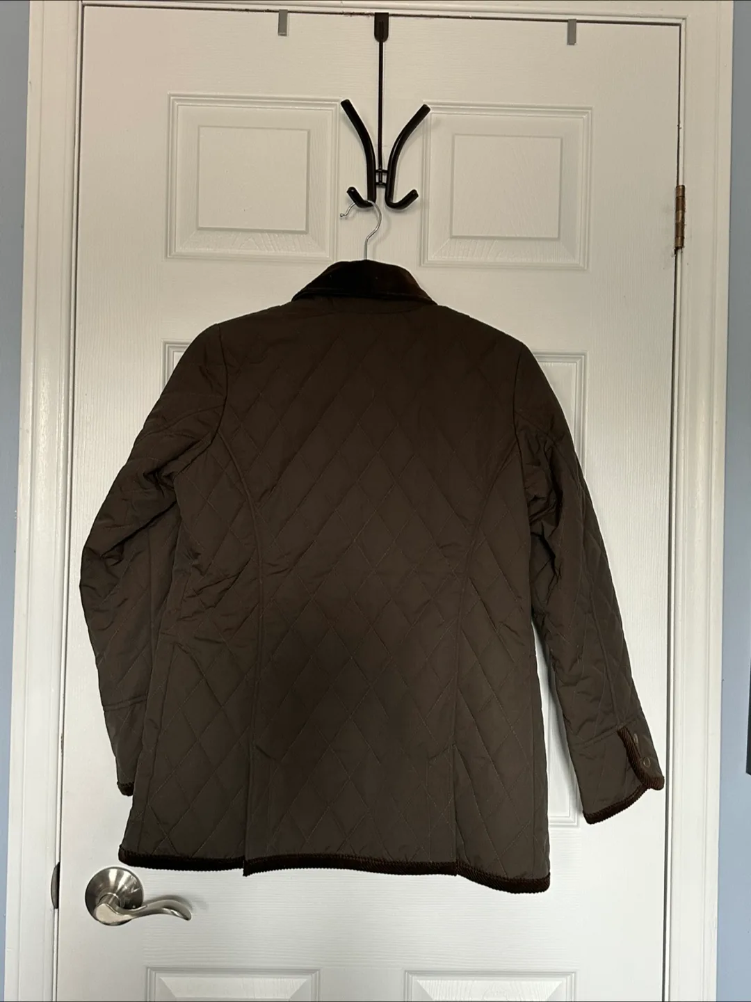 Mizuno Women's Army Green Quilted Barn Thermal Jacket - Size M image indicator(6)