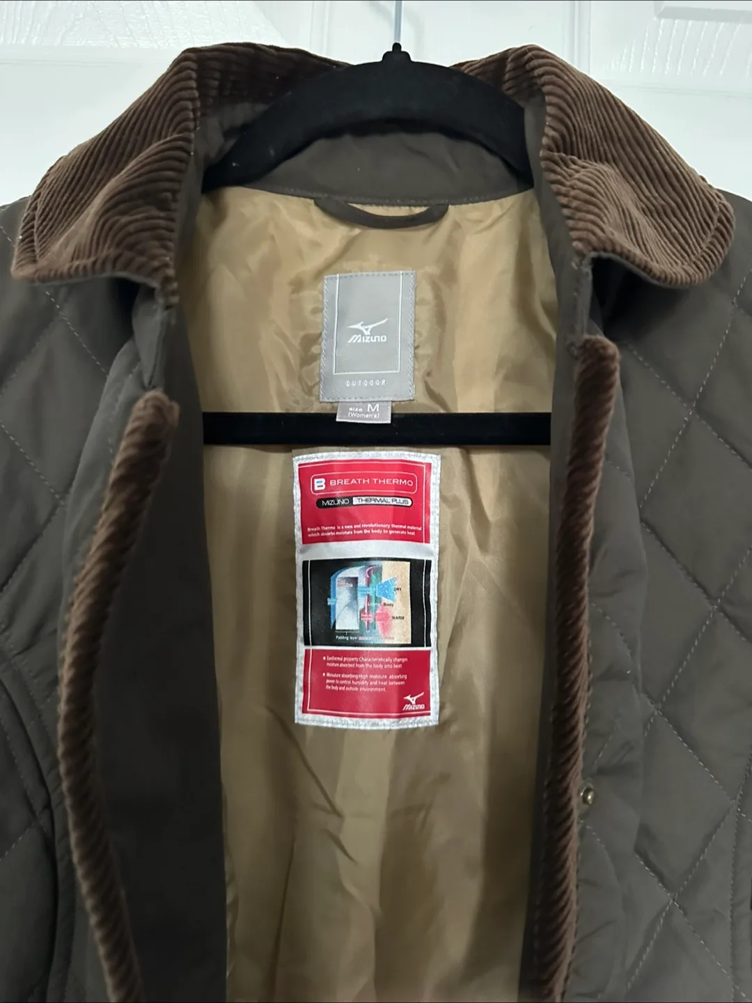 Mizuno Women's Army Green Quilted Barn Thermal Jacket - Size M image indicator(3)