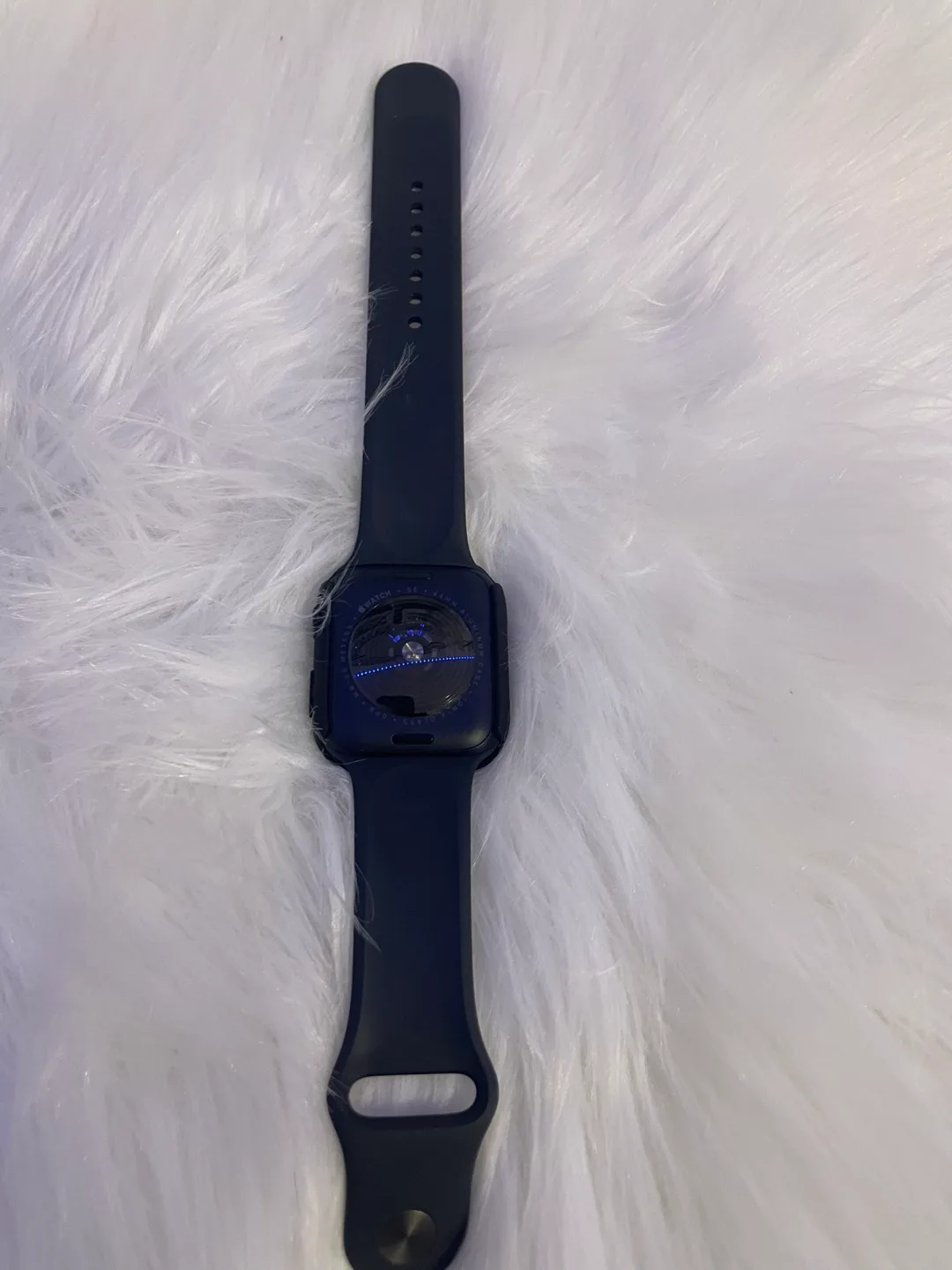 Apple Watch with Black Band image indicator(7)