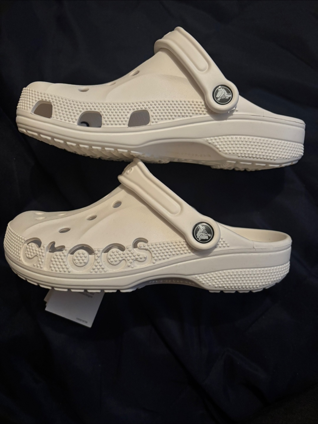Crocs Baya Clogs - Women's Size 7/ Men's Size 5 - photo 2
