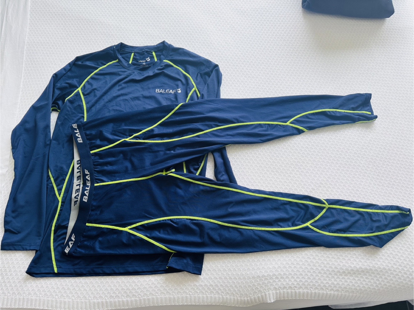 Adidas, Baleaf & Old Navy Activewear Bundle - XL - photo 2