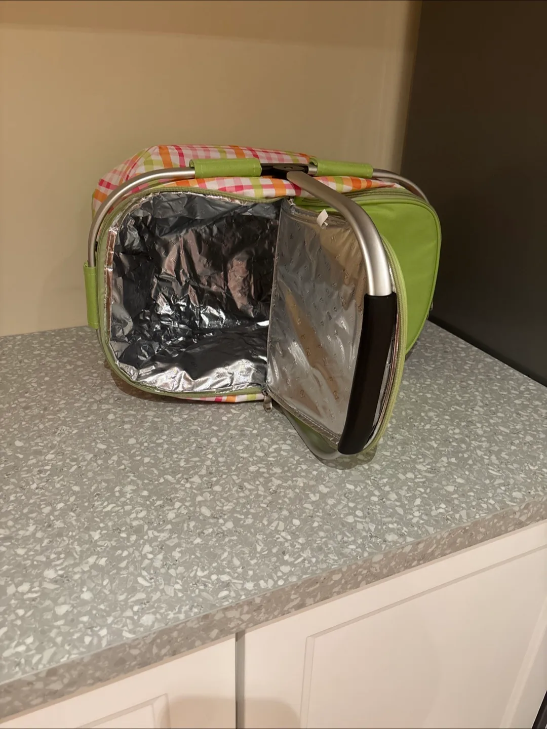 Picnic Time Plaid Cooler Basket image indicator(3)