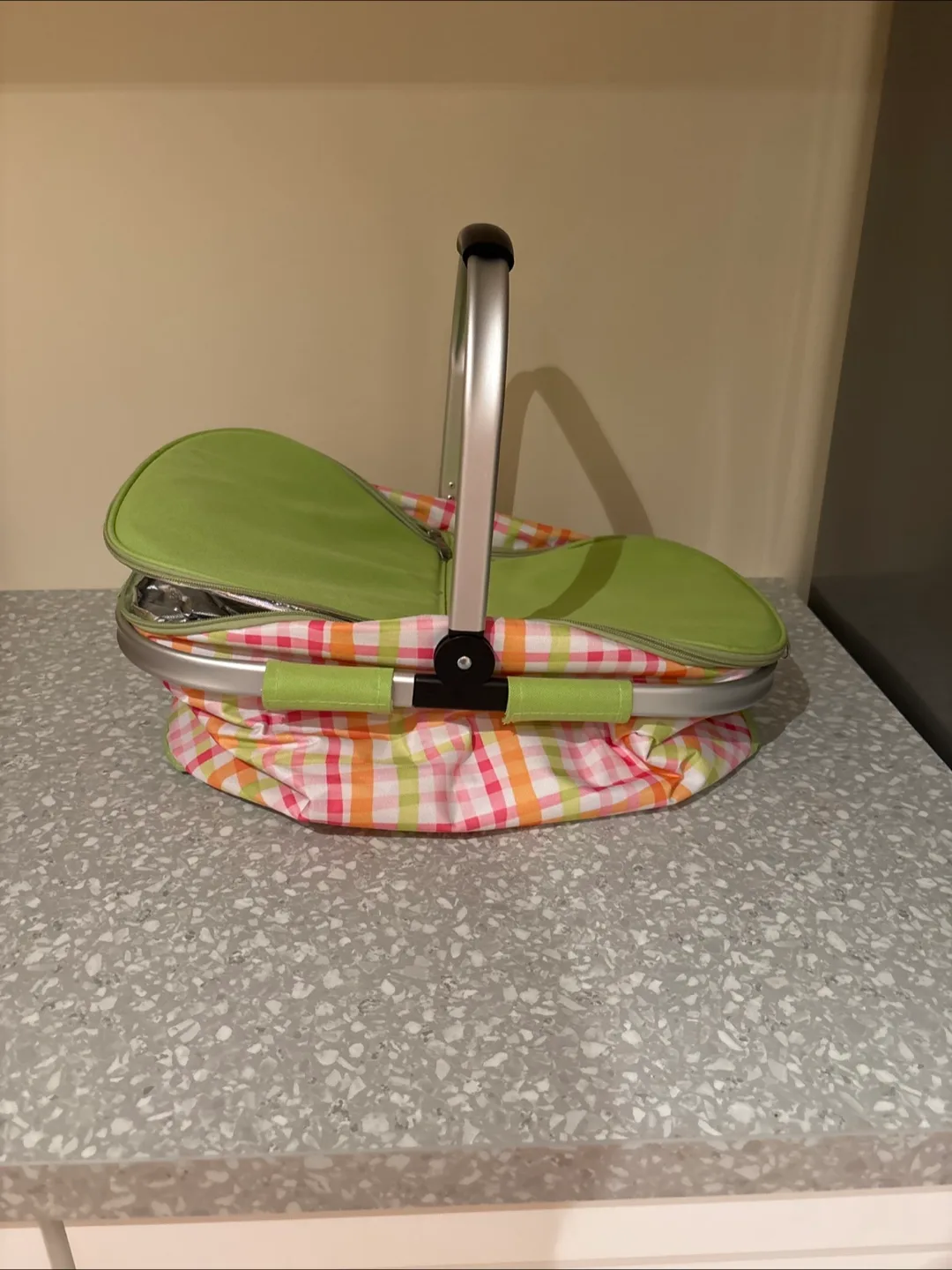 Picnic Time Plaid Cooler Basket image indicator(2)