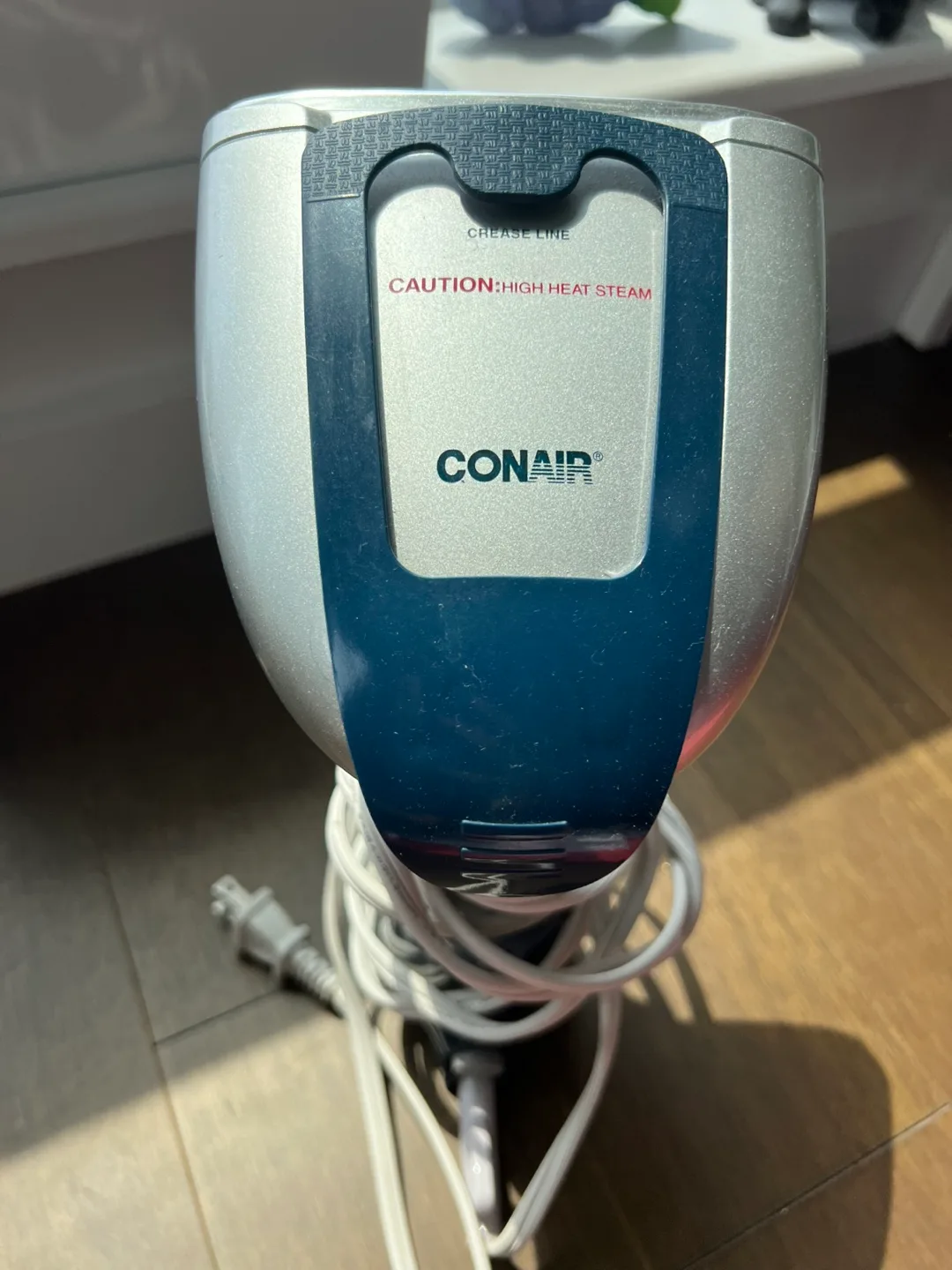 Conair Steamer - Steam & Press with Turbo image indicator(2)