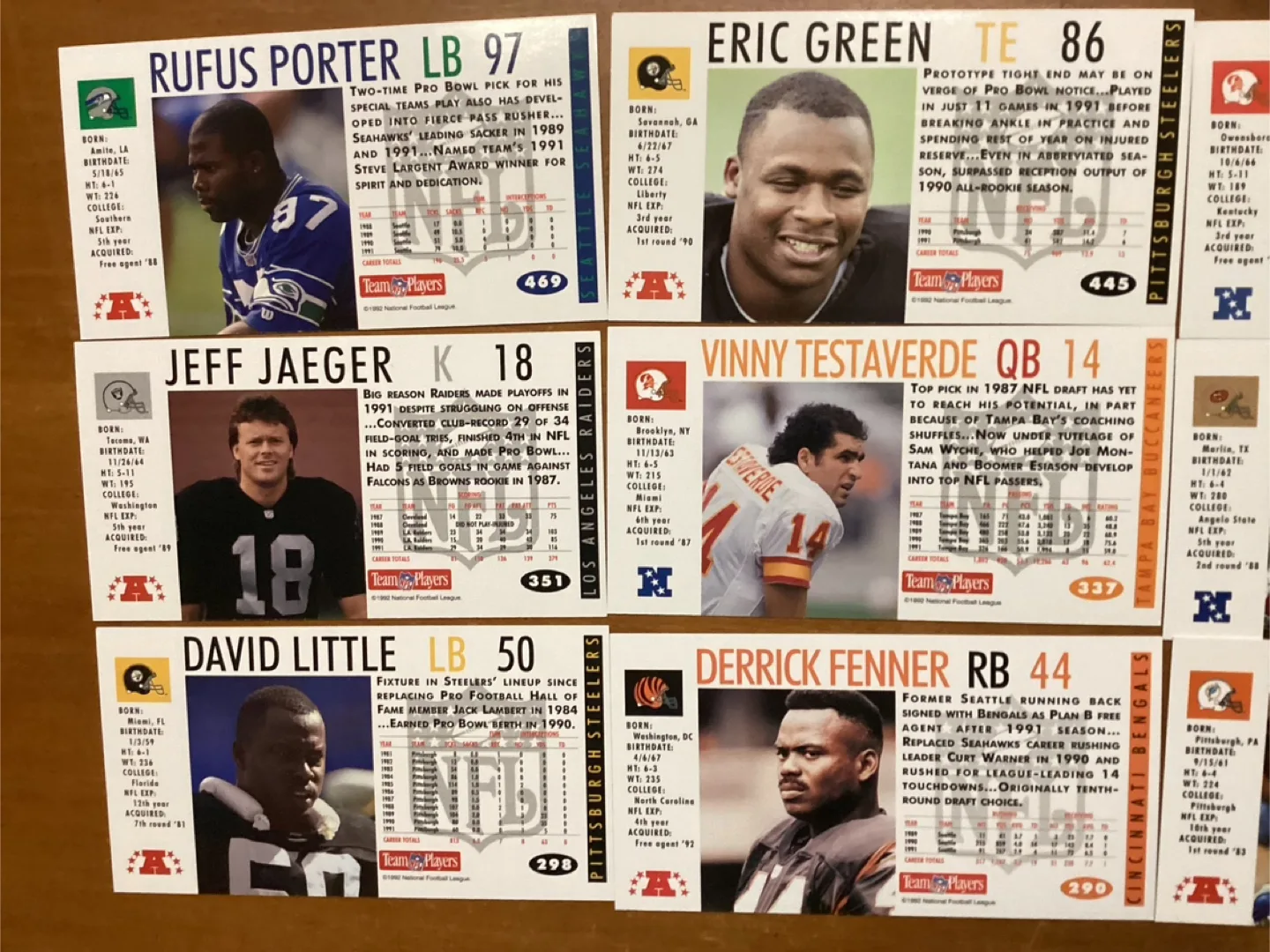 12. 1992 GAMEDAY NFL Trading Cards ! image indicator(6)