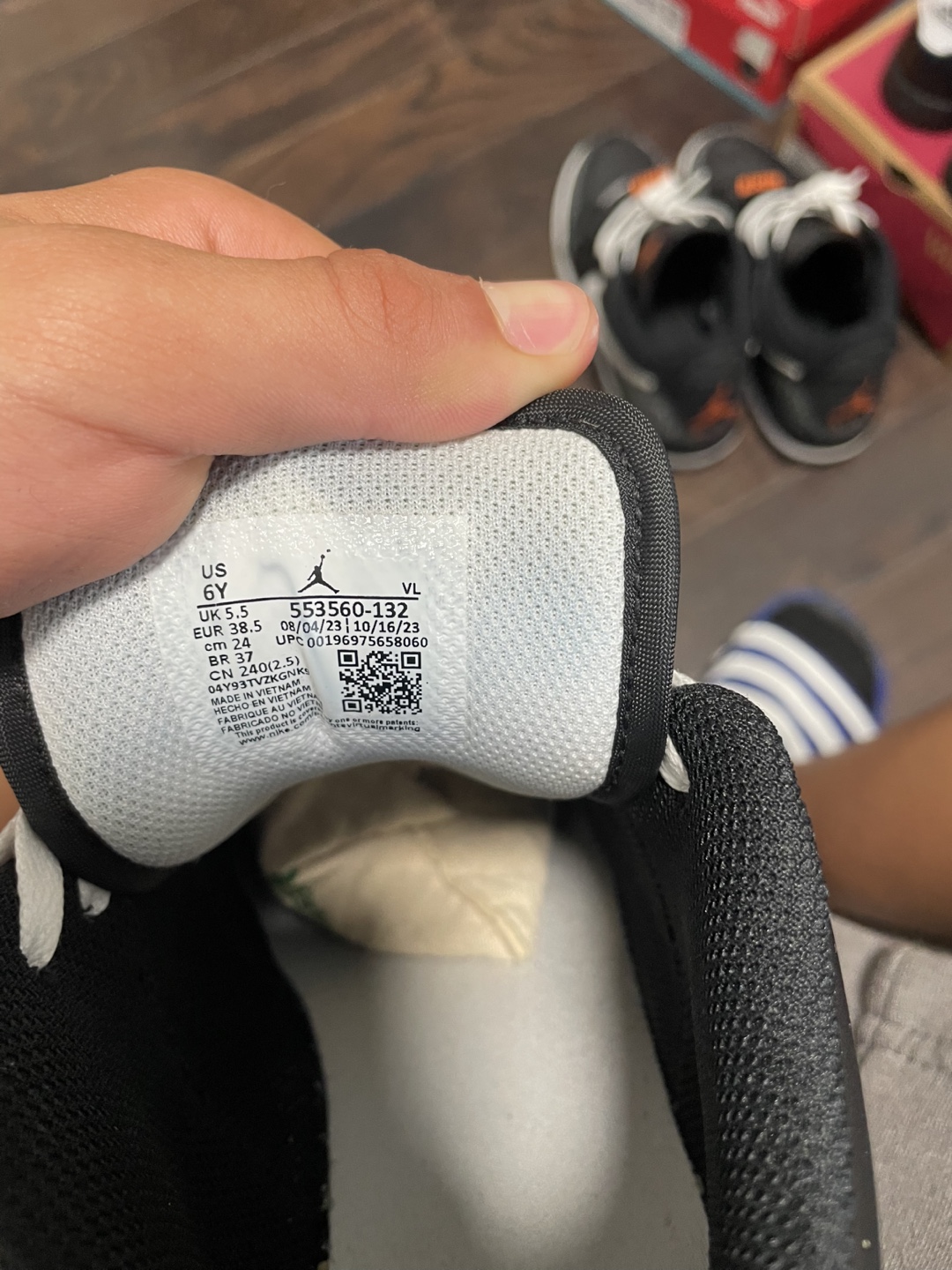 Jordan 1 Low Panda - Size 6 Youth