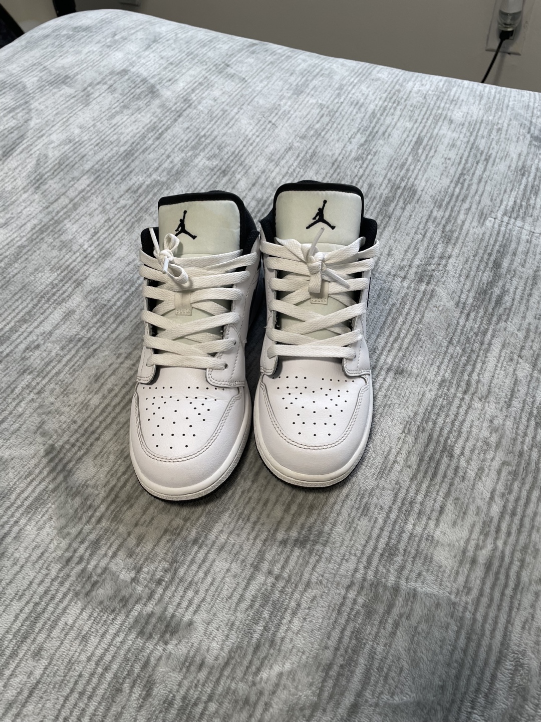 Jordan 1 Low Panda - Size 6 Youth - photo 2