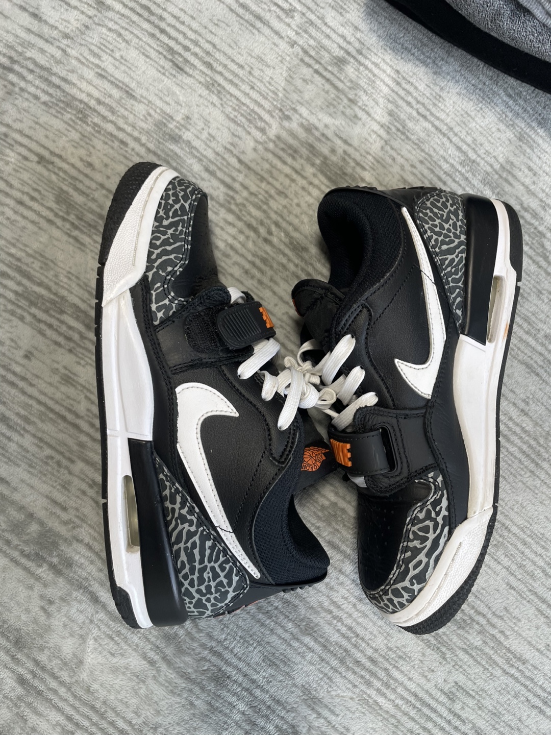 Nike Jordan Trainer ST G Black/White Size 6Y - photo 3