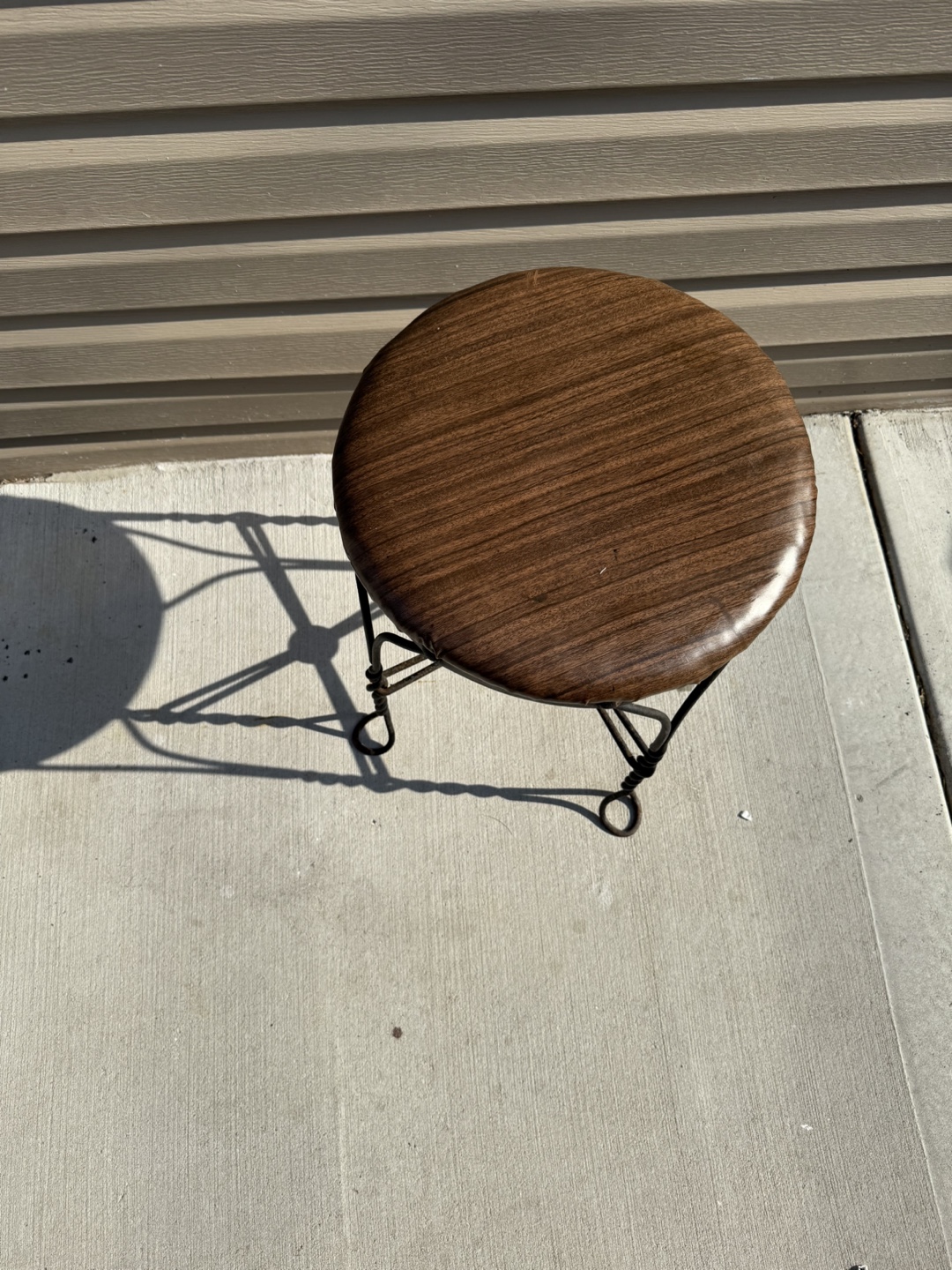 Vintage Style Stool - 18" Height - photo 3