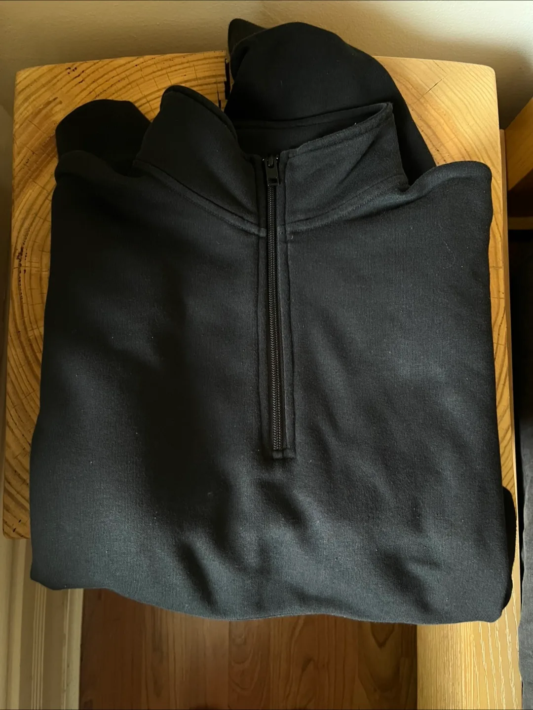 Aritzia Half-Zip Cropped Sweatshirt Women’s Medium image indicator(2)