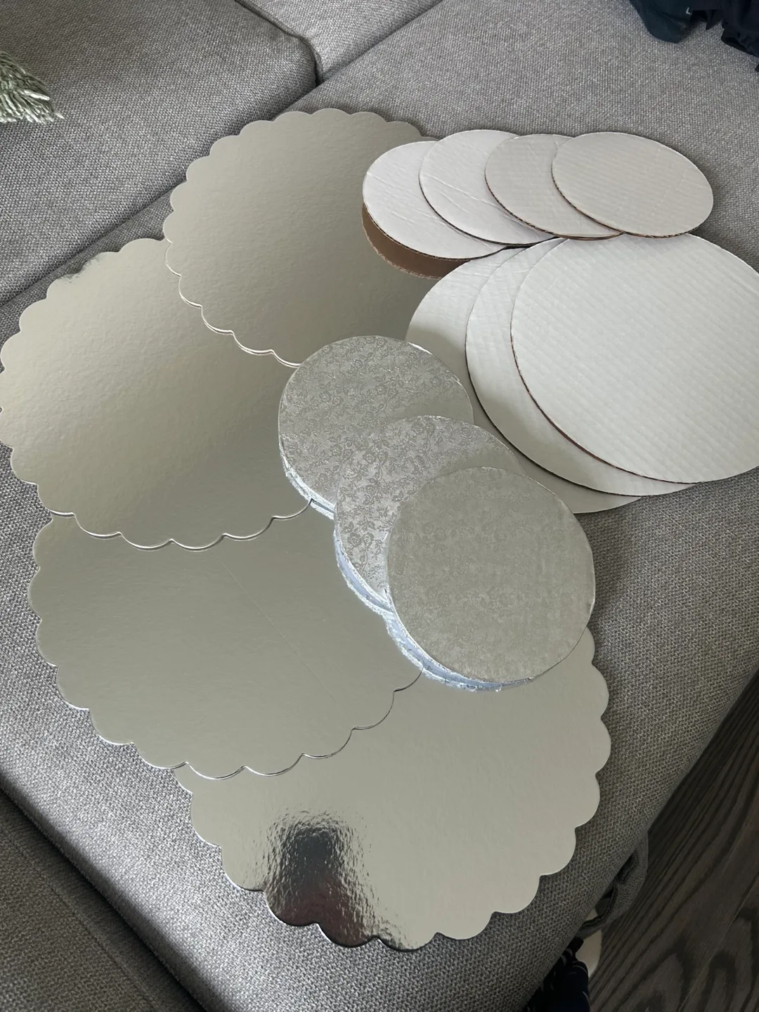 Various cake boards all for 5$ thumbnail