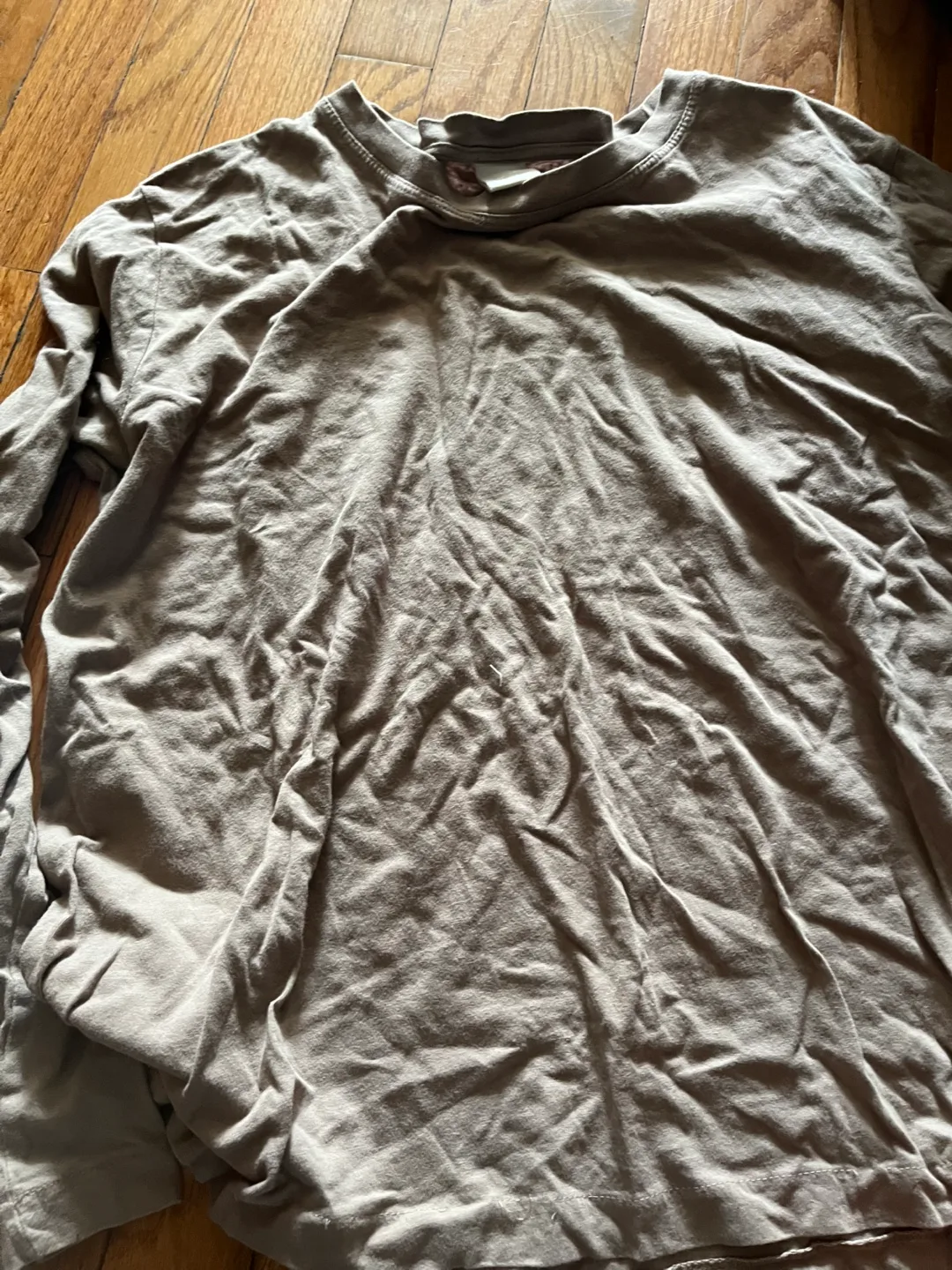 Long Sleeve Shirt - Size Medium thumbnail