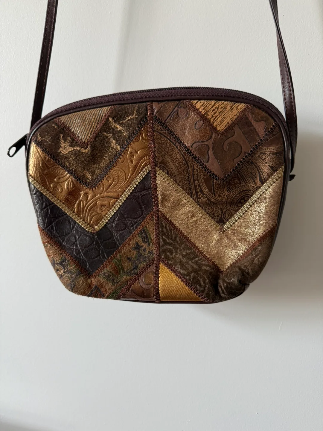 Genuine Leather Shoulder Bag thumbnail