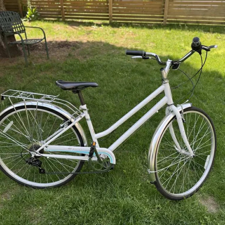 schwinn skyliner women's bicycle price Ladies Perla 7 Speed Cruiser Bicycle, 26" Wheels enjoy your ride on a Schwinn. Schwinn Skyliner