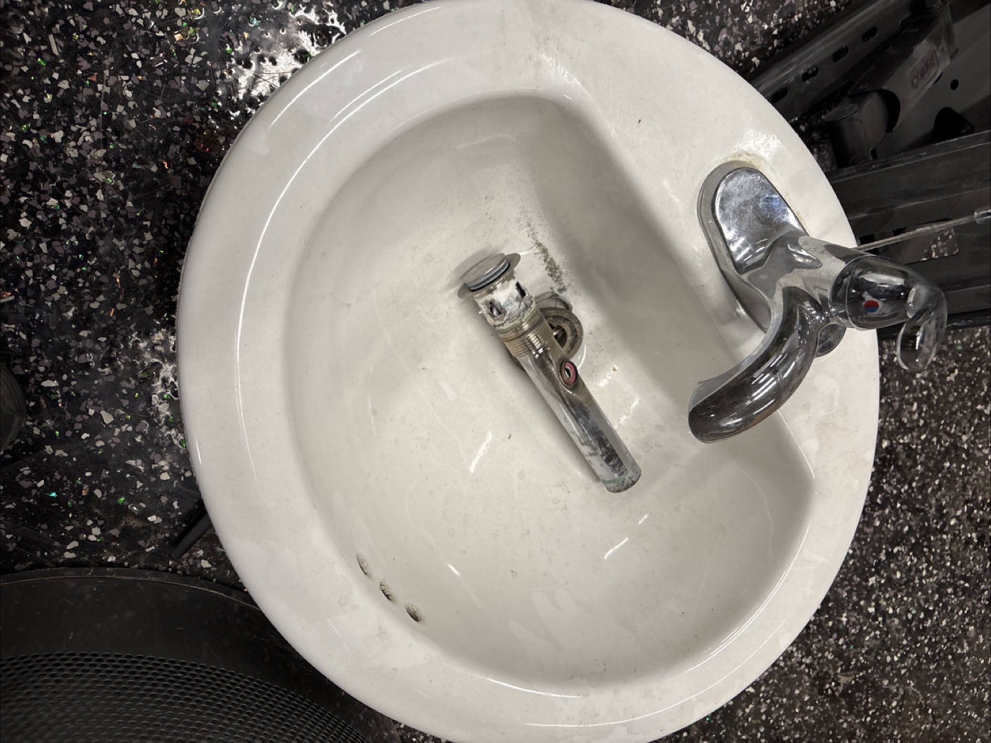 Used Bathroom Sink - photo 2