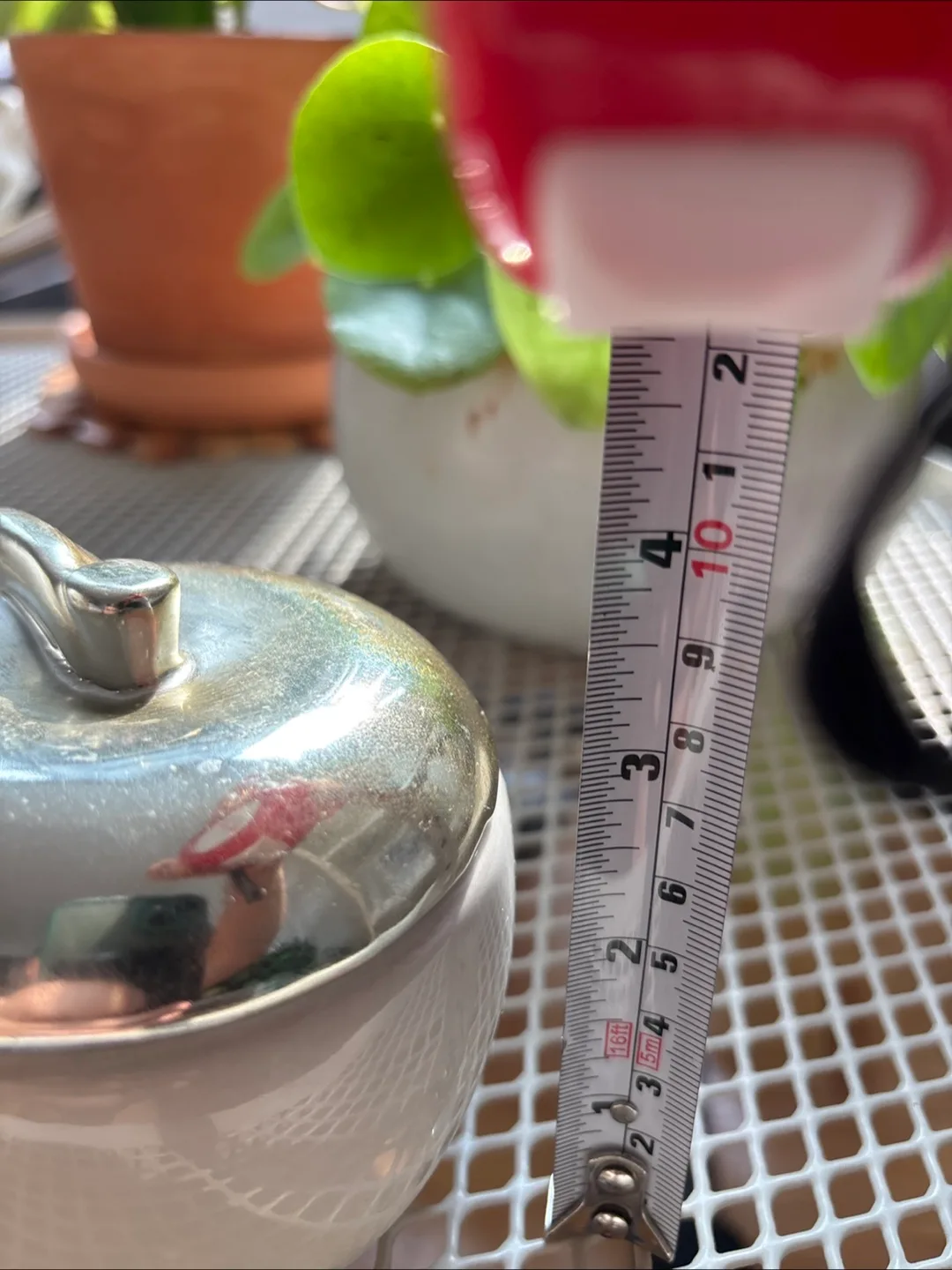 🧡 Ceramic Apple Shaped Jar with Lid image indicator(4)