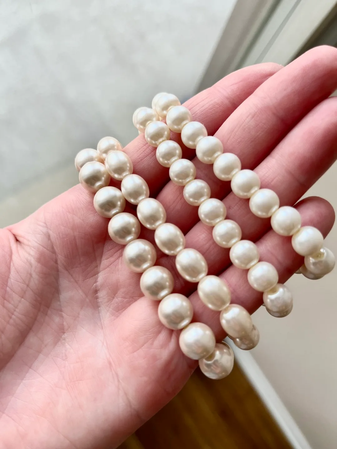 Set of 4 Pearl Bracelets thumbnail