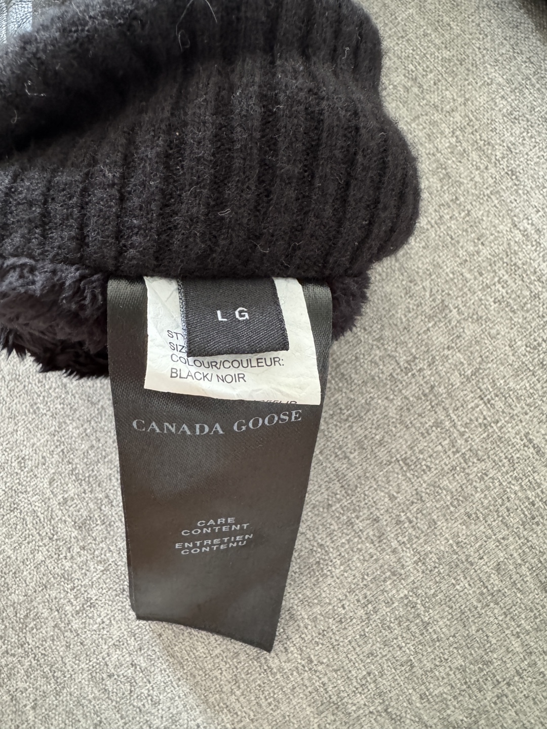 Canada Goose Leather Gloves - Black, Size L - photo 4