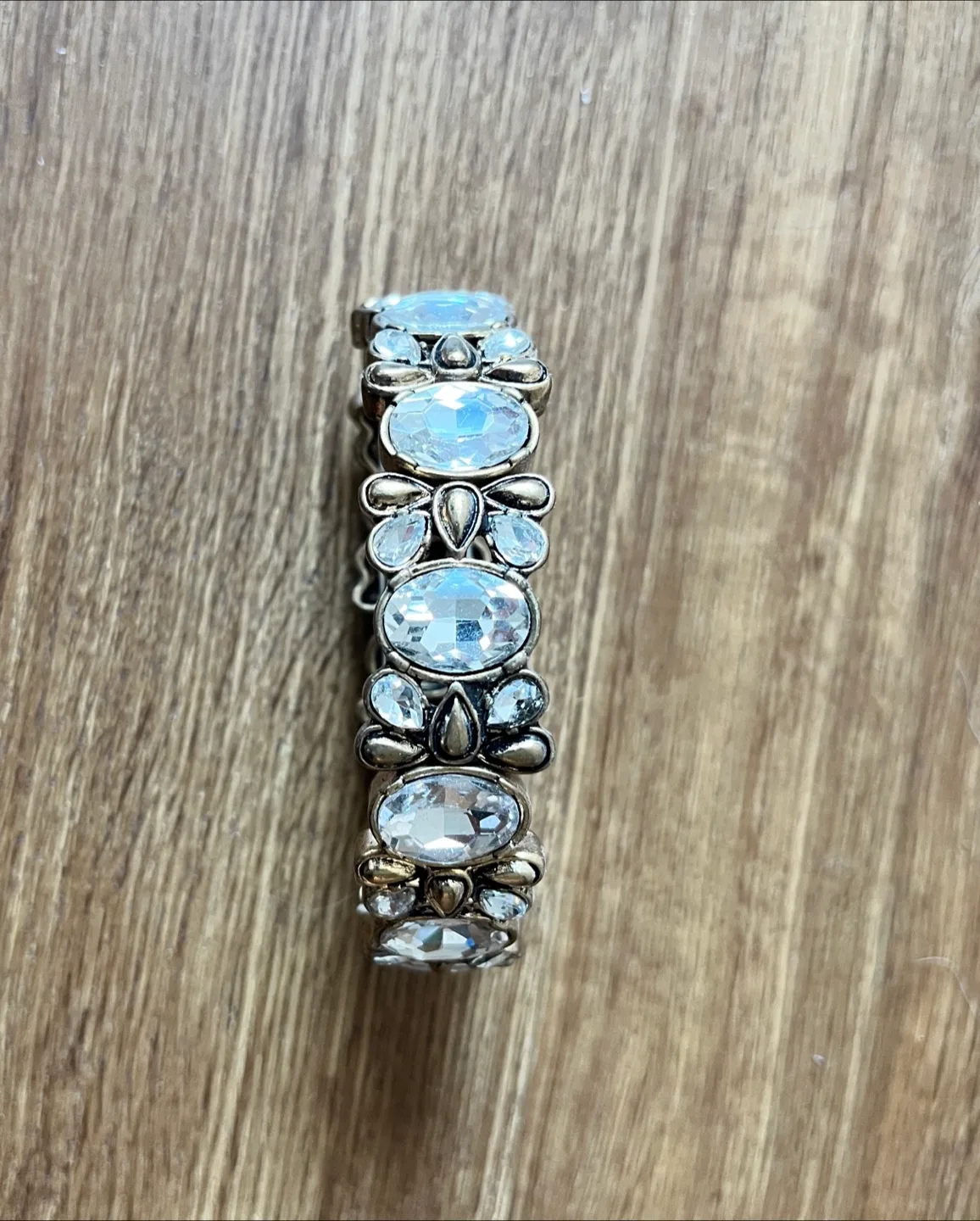 Rhinestone Stretch Gold and White Bracelet thumbnail