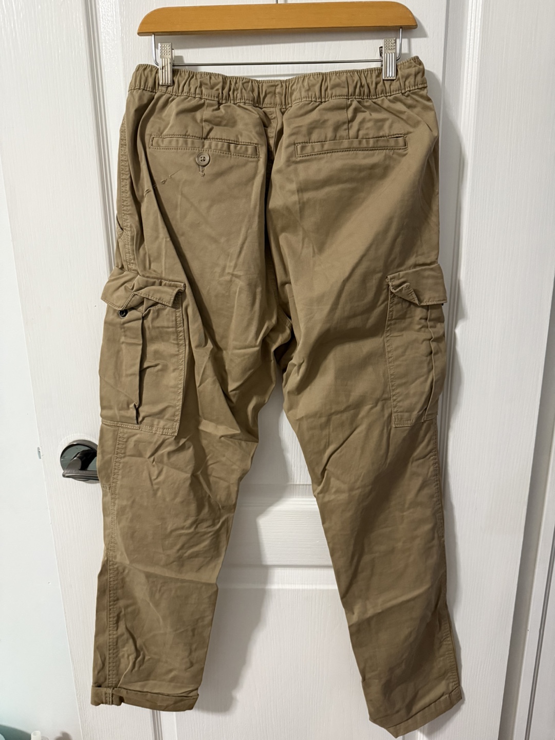 Old Navy Tan Cargo Pants - Size S - photo 2