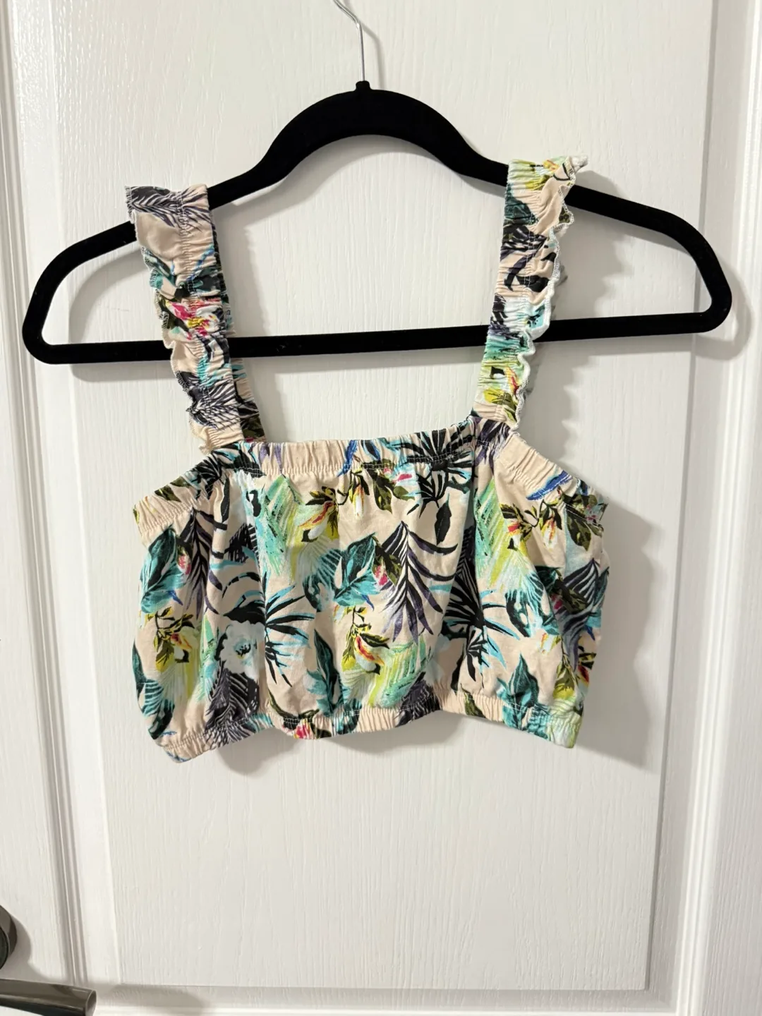 Floral Print Crop Top thumbnail