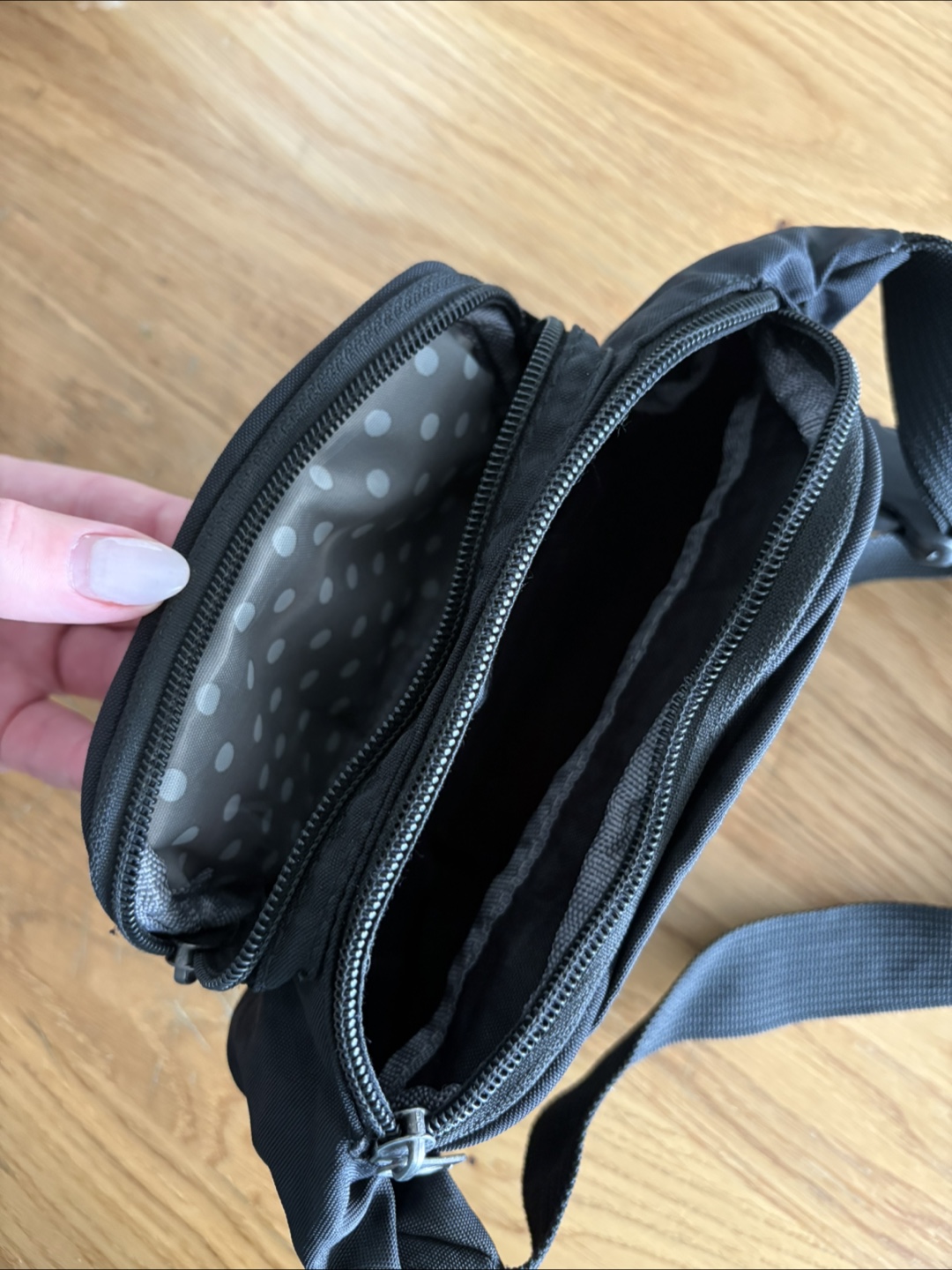 Black Hedgren Waist Bag - photo 2