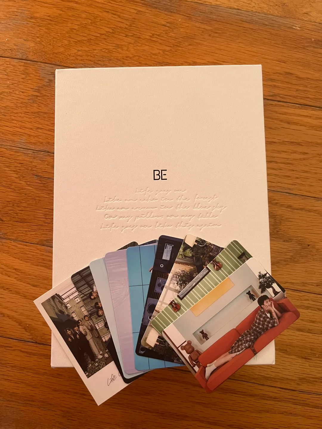 BTS - BE (Deluxe Edition) Album thumbnail