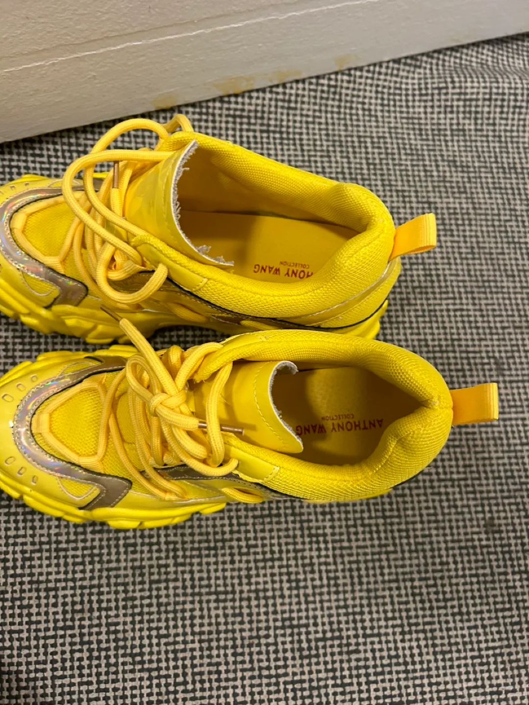 Yellow Fashion Sneakers Anthony Wang image indicator(7)