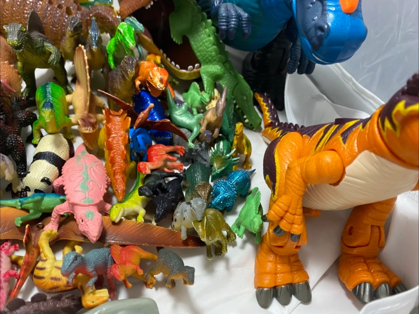 70+  Dinosaur Mixed Toys Lot Plastic Dino  Action Figures image indicator(3)