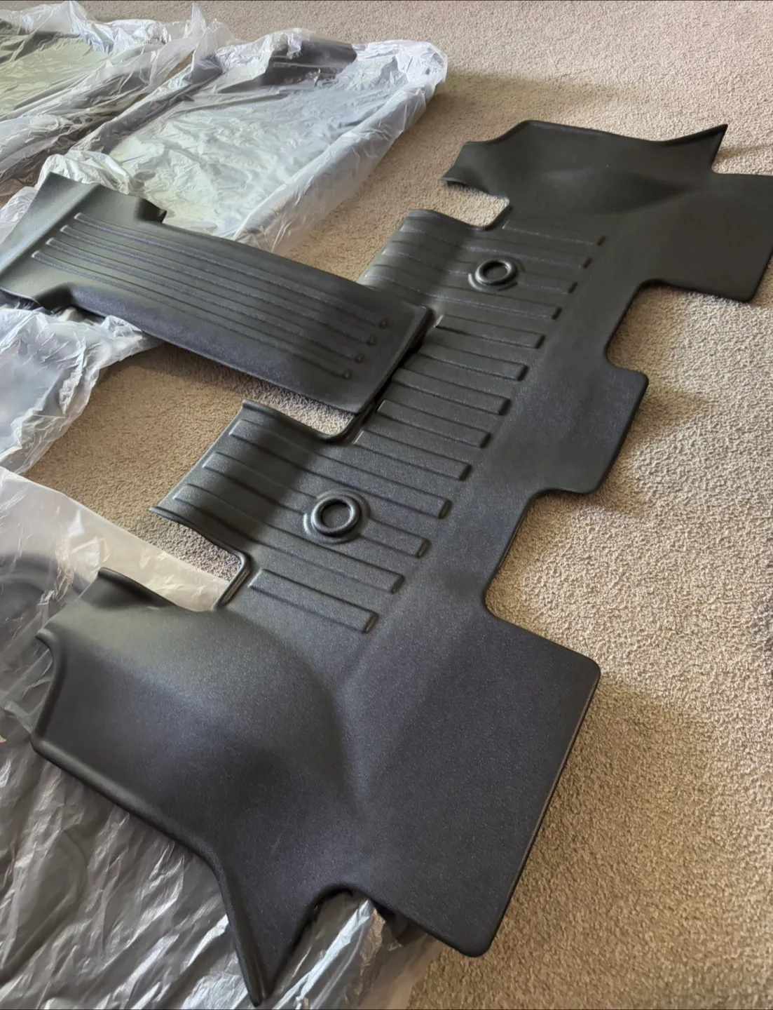 NEW 2020-2025 Kia Sorento All-Season Full Mat Set image indicator(4)