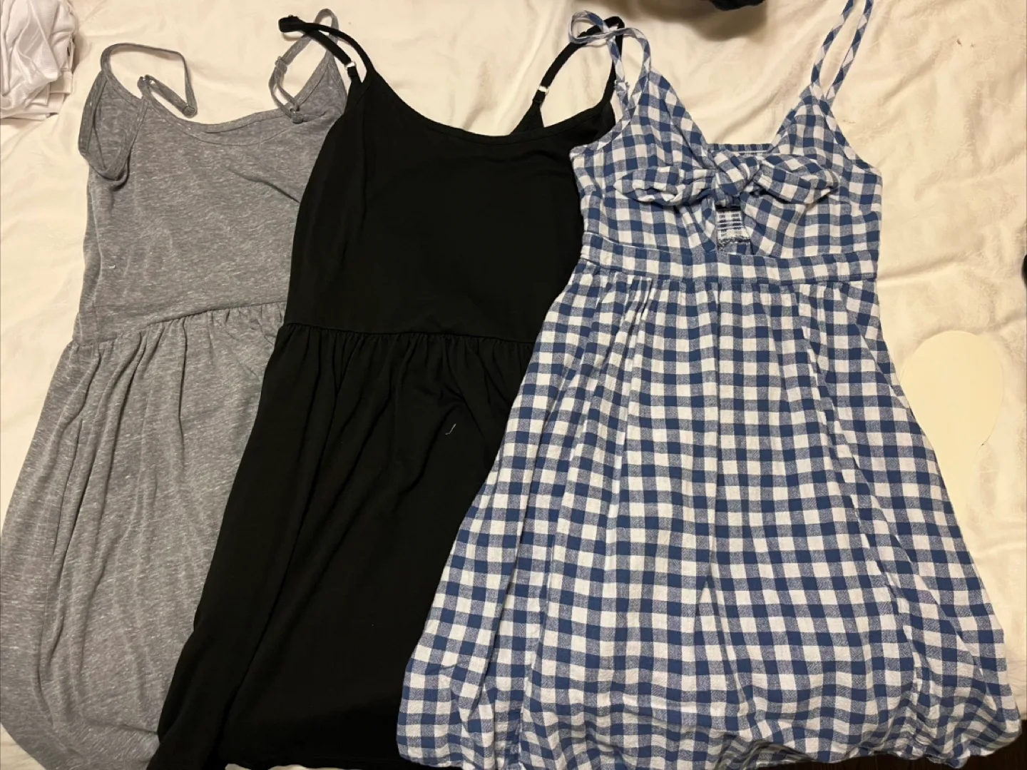 Bundle of six Gap/old navy XS summer Dresses Bundle image indicator(2)