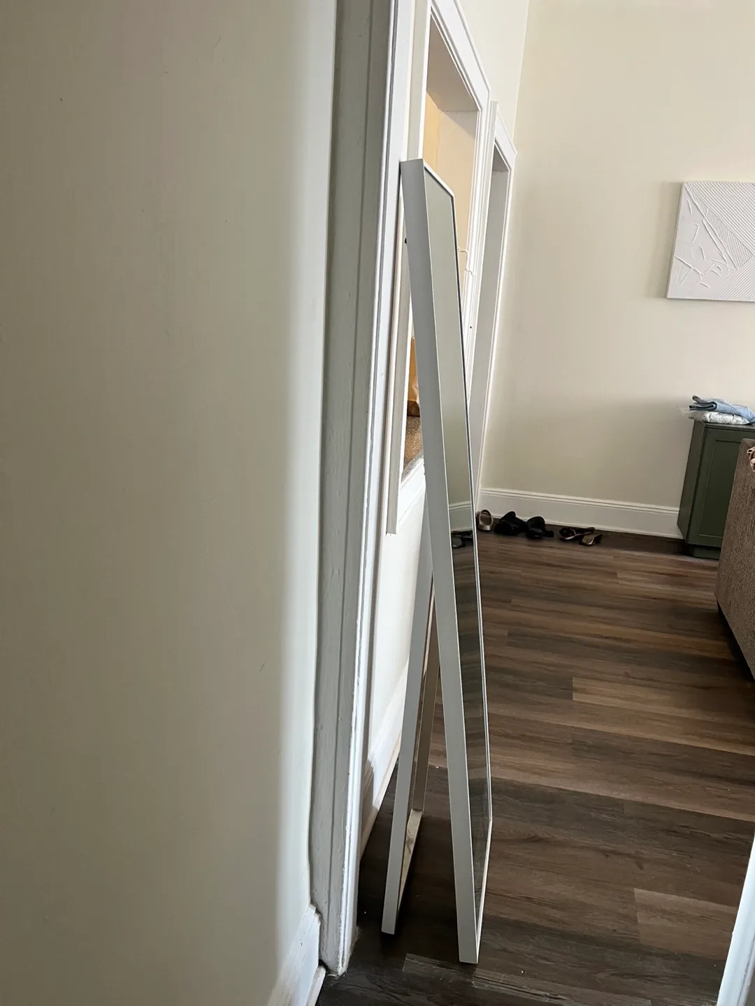 White Frame Full Length Mirror image indicator(2)