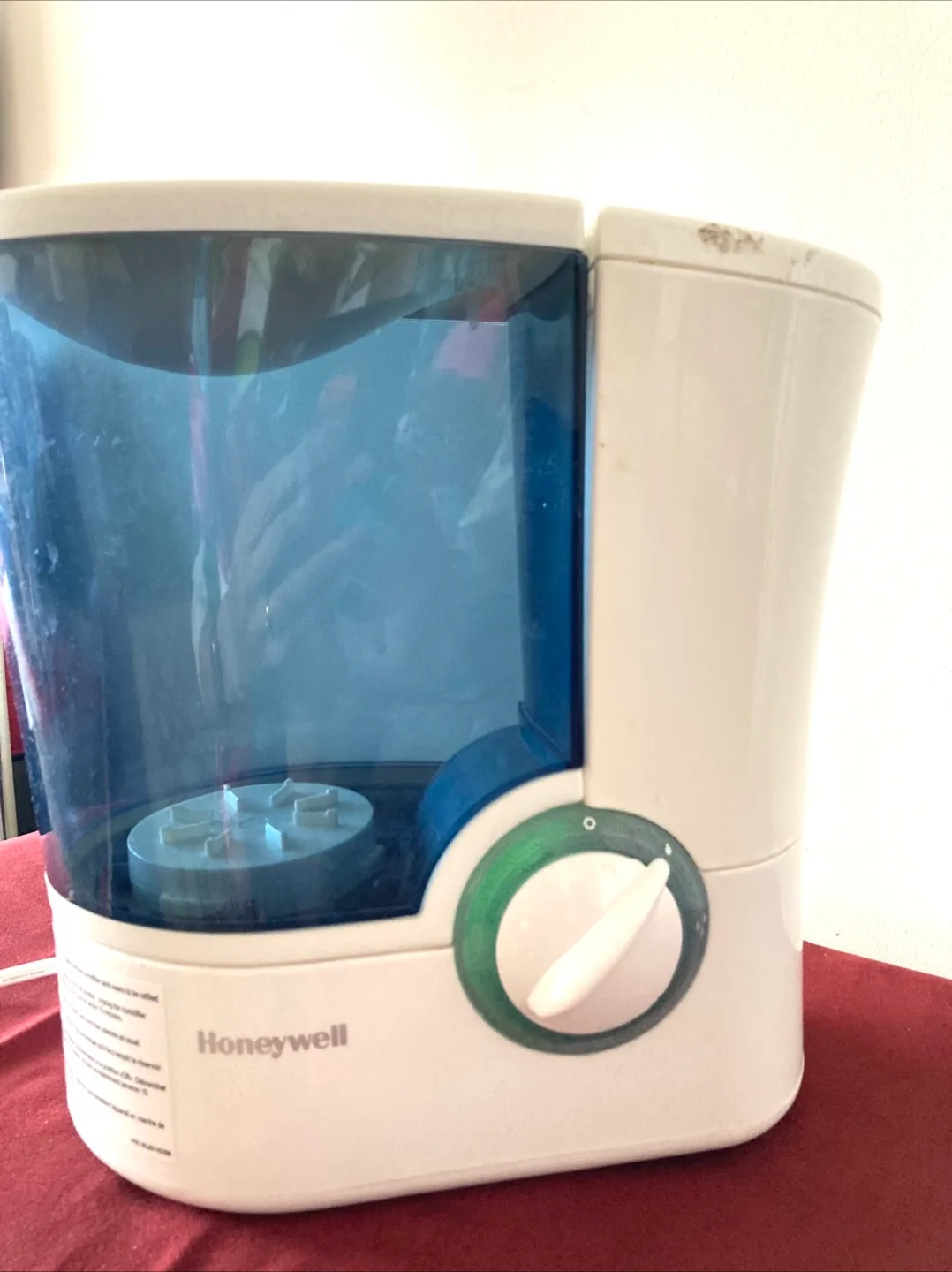 Honeywell Cool Mist Humidifier thumbnail