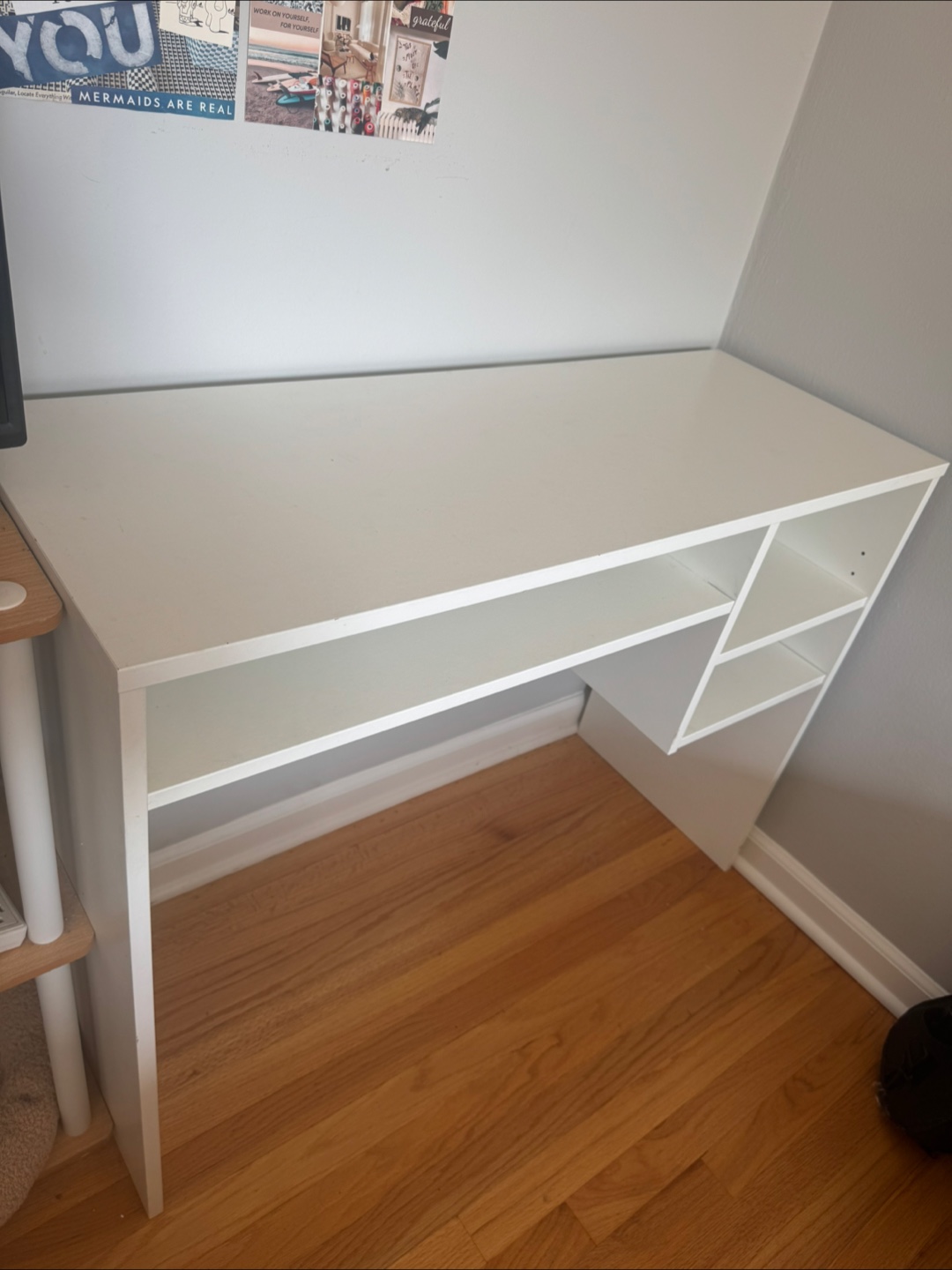 White Desk with Shelves - photo 4