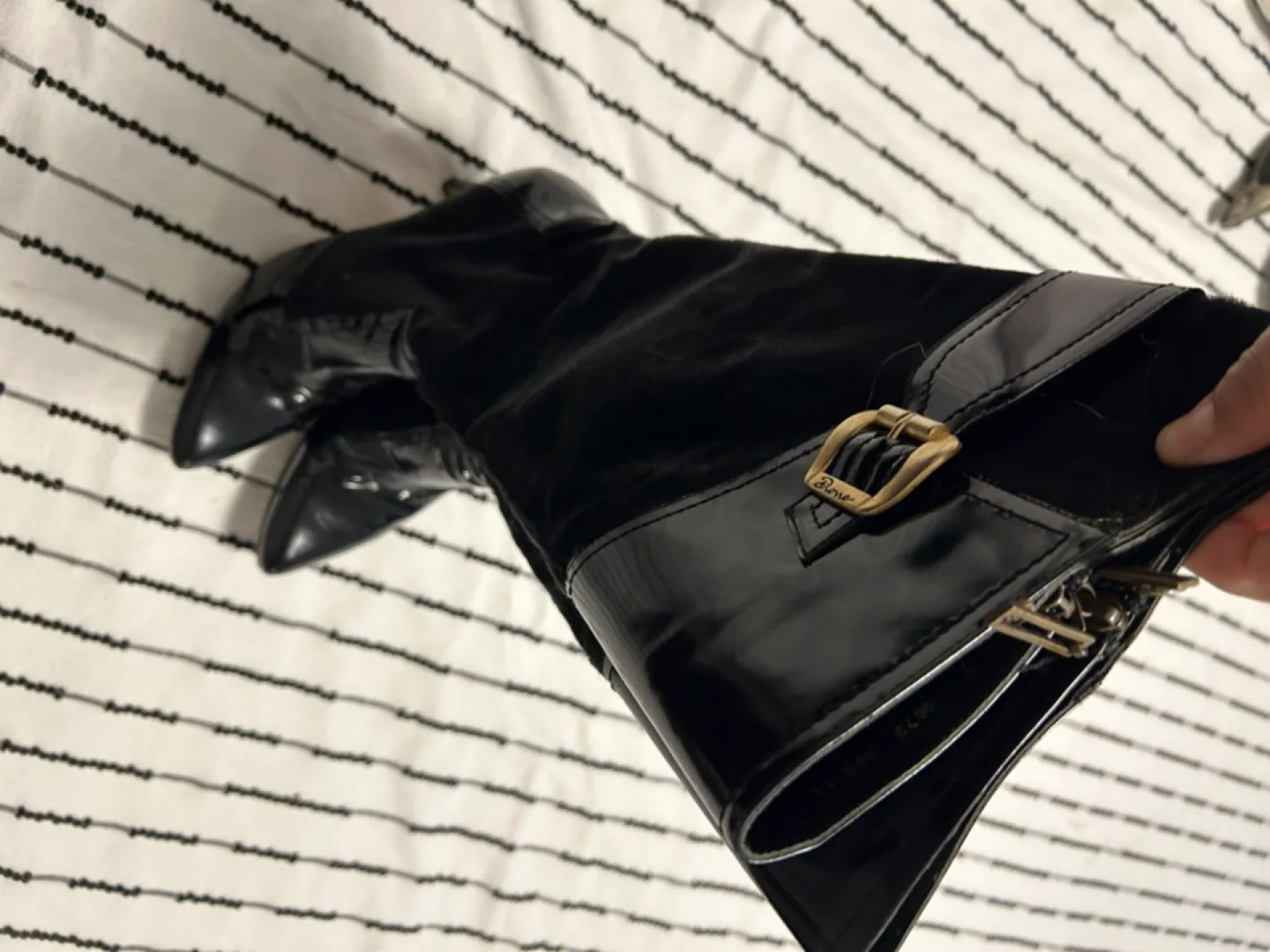 Dione  Black Leather Knee High Boots image indicator(2)