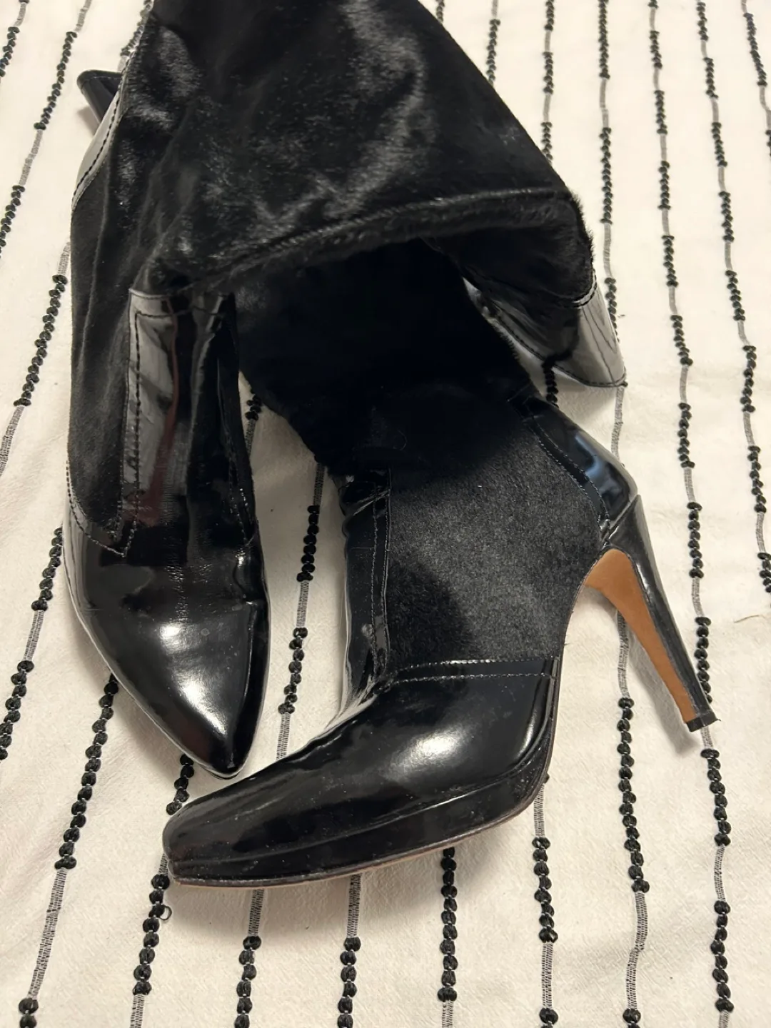 Dione  Black Leather Knee High Boots image indicator(8)