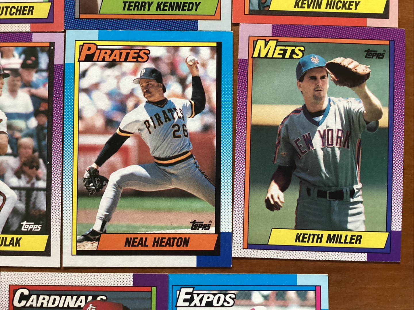 11. 1990 TOPPS MLB Trading Cards ! - photo 5