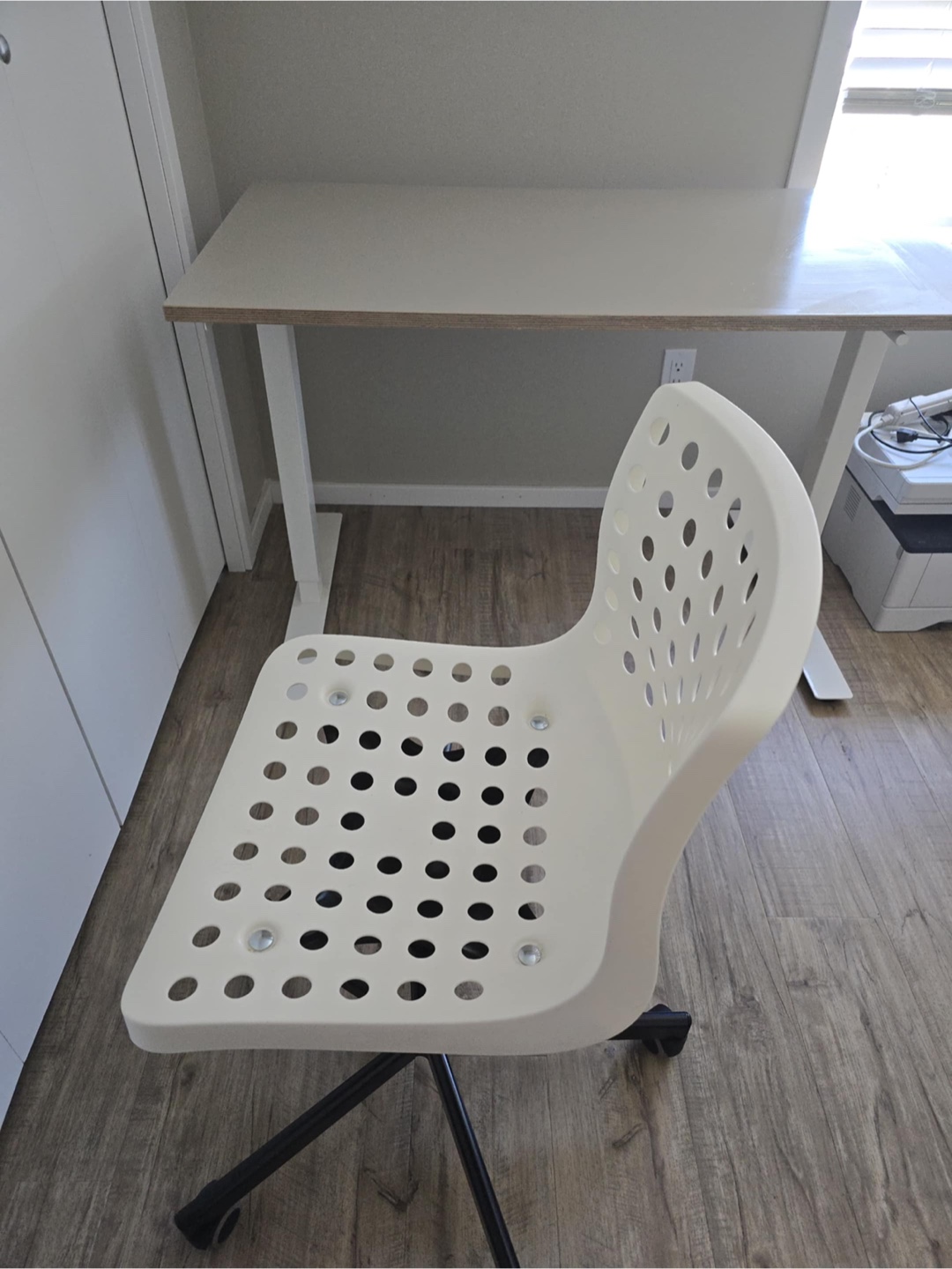 IKEA Desk and White Swivel Chair - photo 3