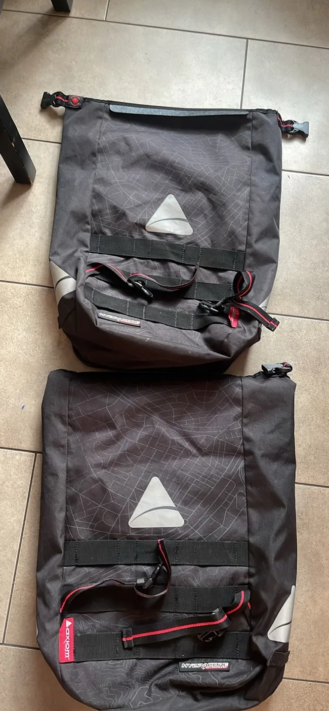 Axiom Pannier Bags (Pair) thumbnail