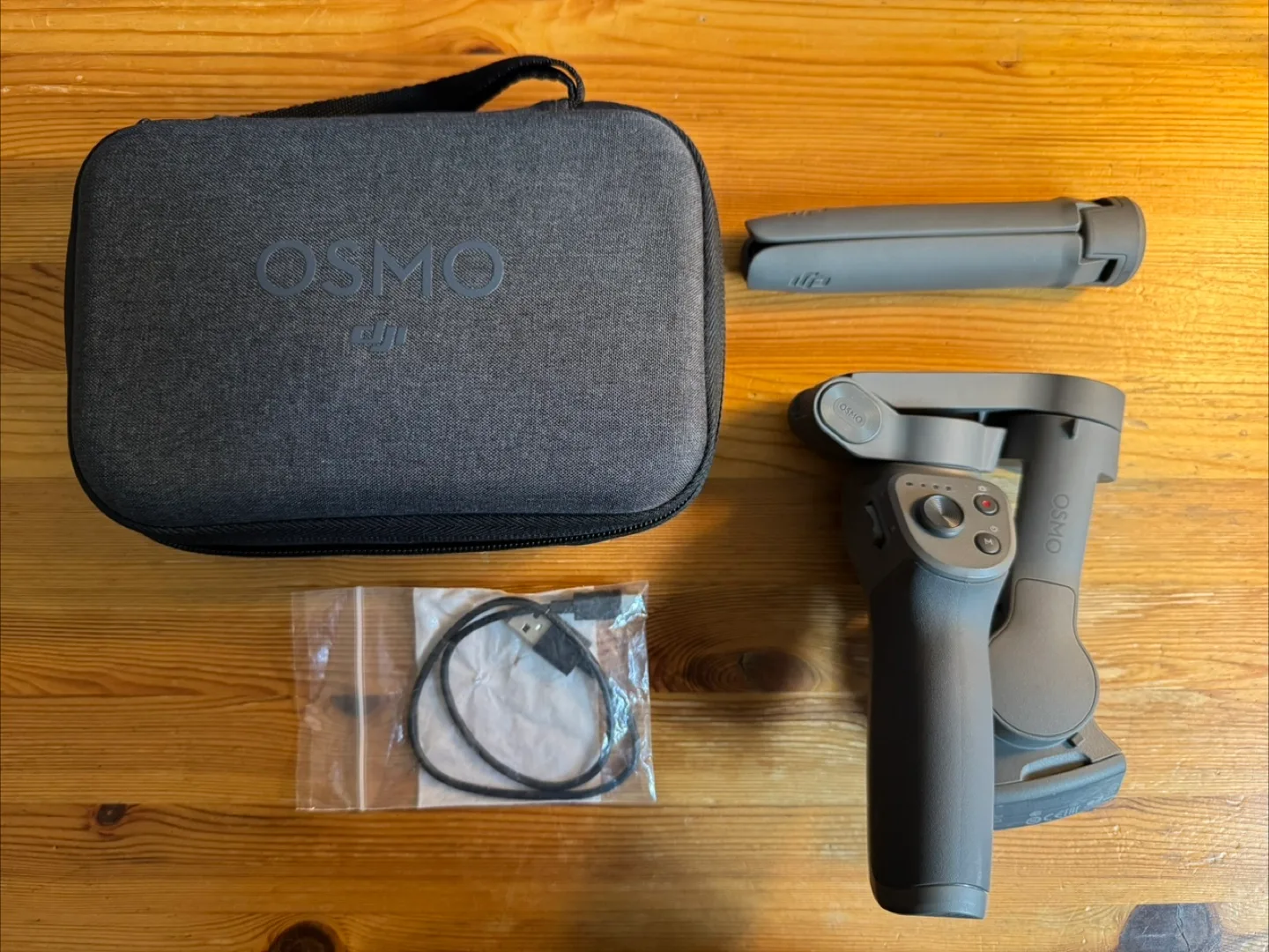 DJI Osmo Mobile Gimbal Stabilizer thumbnail