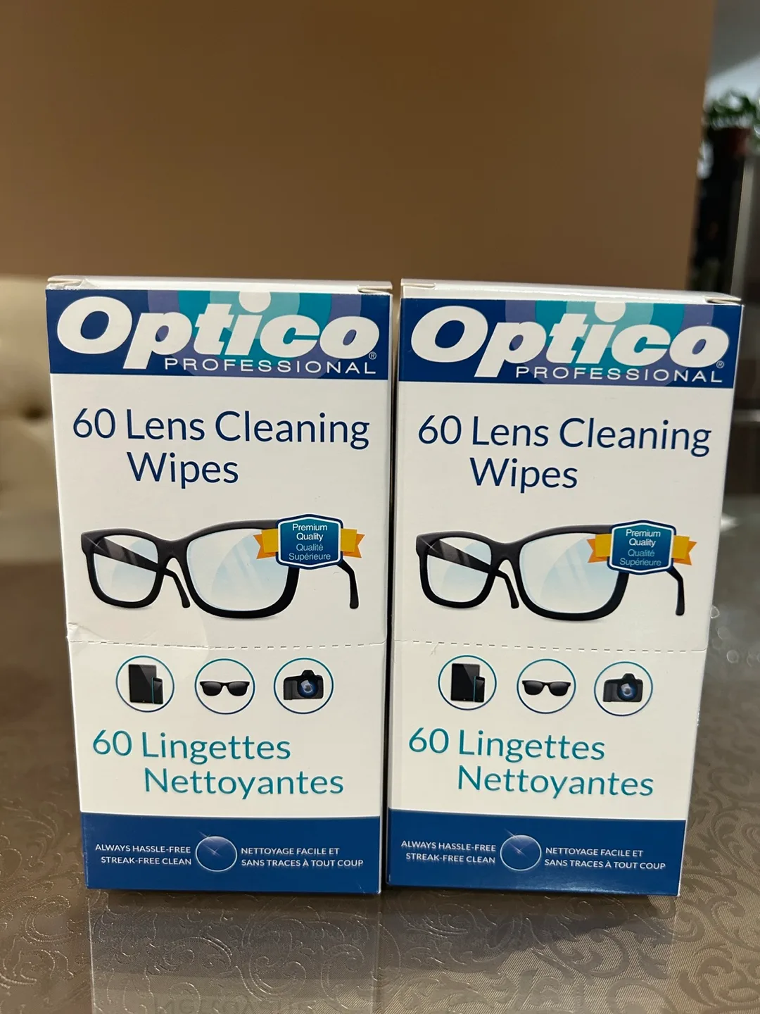Optico Professional Lens Cleaning Wipes (60 count) thumbnail