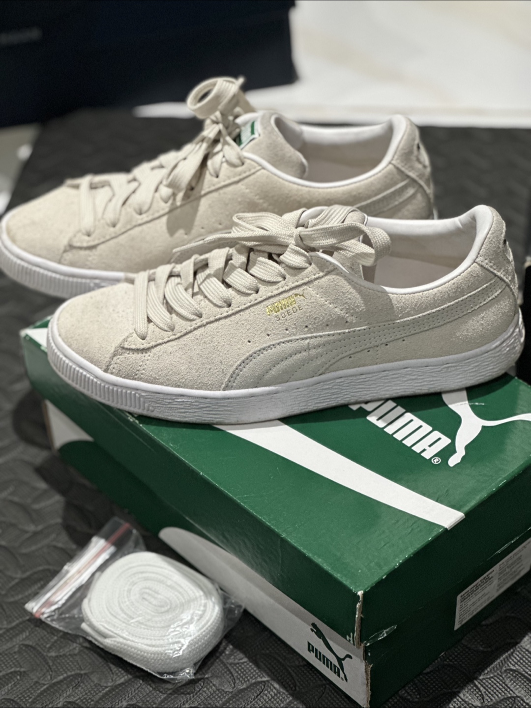 PUMA Suede Classic Sneakers