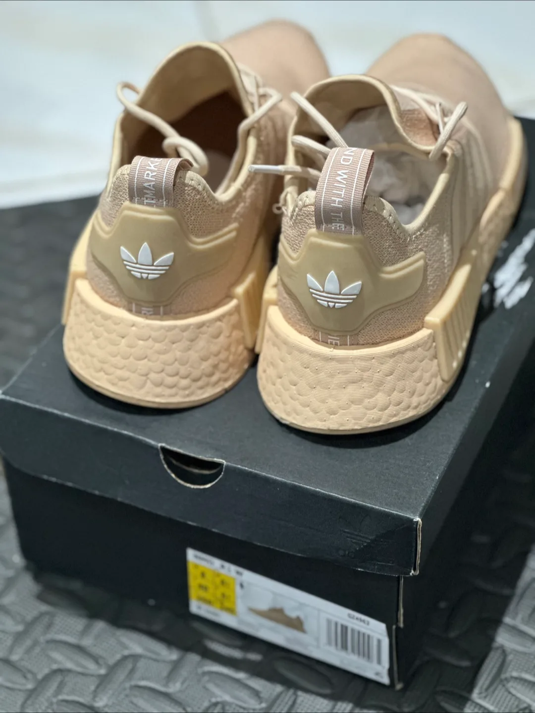 Adidas NMD R1 W Blush image indicator(5)