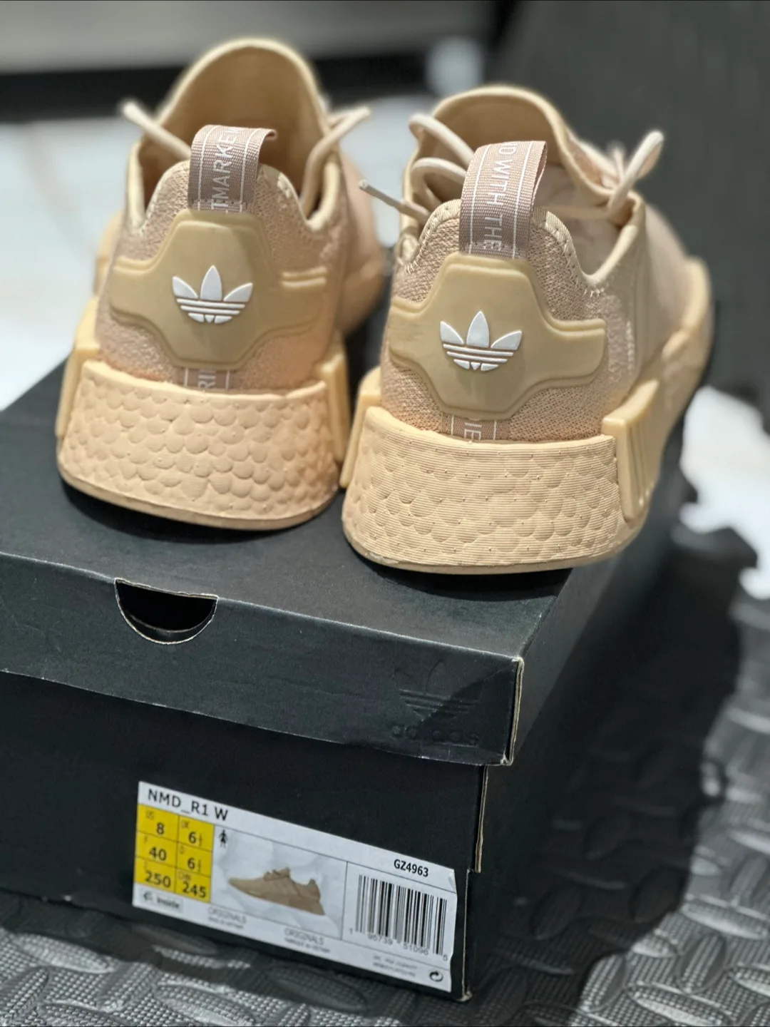 Adidas NMD R1 W Blush image indicator(6)