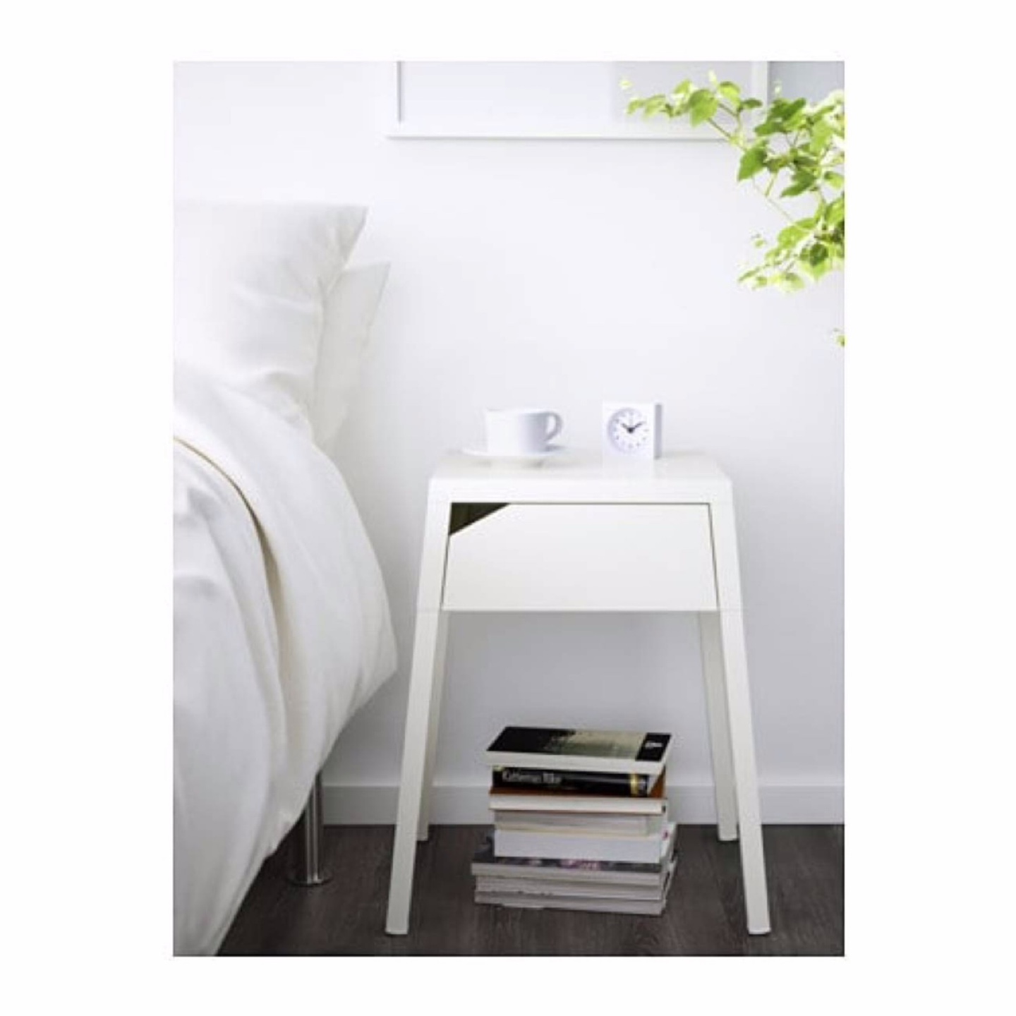 IKEA bedside table with drawer - photo 2