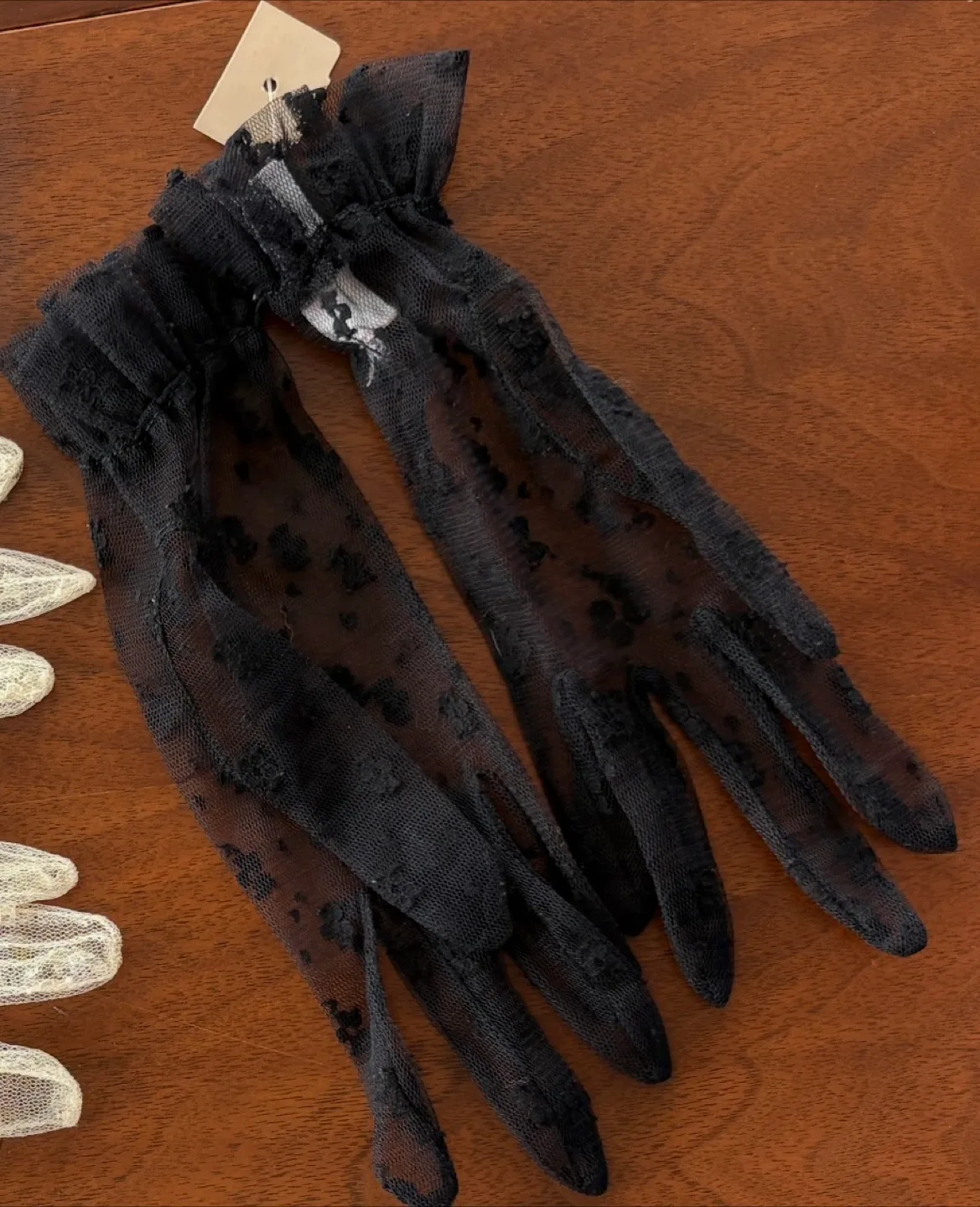 Vintage (NWT) Black lace Gloves thumbnail