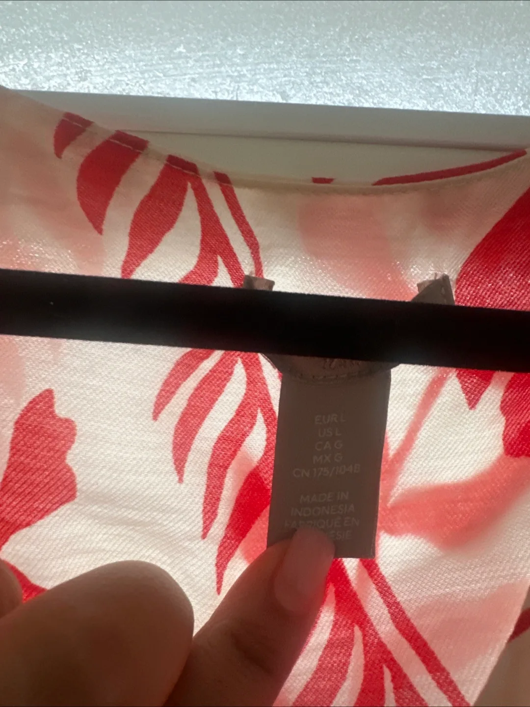 H&M Red & White Leaf Print Dress - Size L image indicator(2)