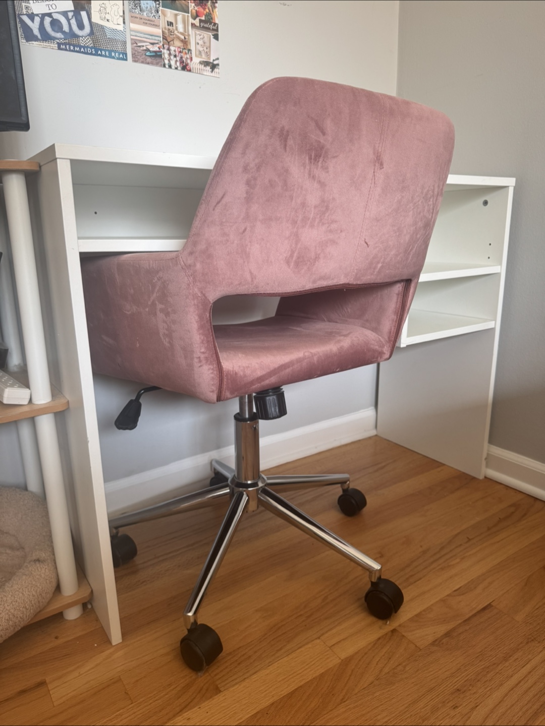 Rose Pink Velvet Office Chair - photo 4
