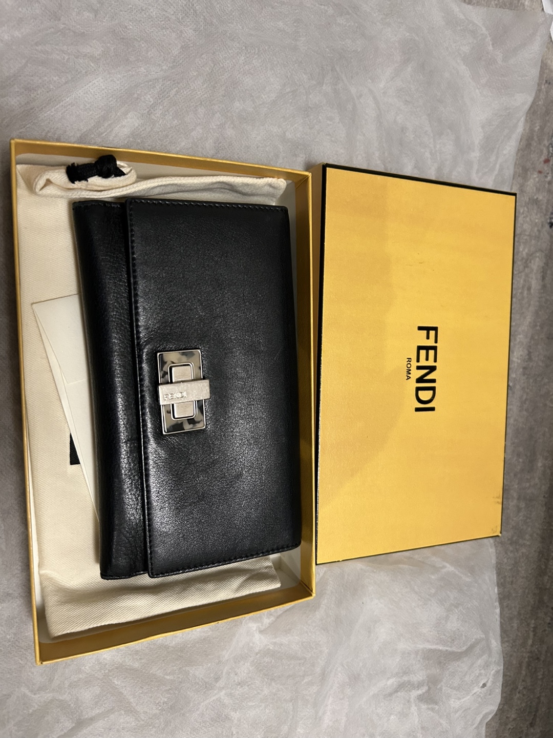 Fendi Roma Black Leather Wallet - photo 2