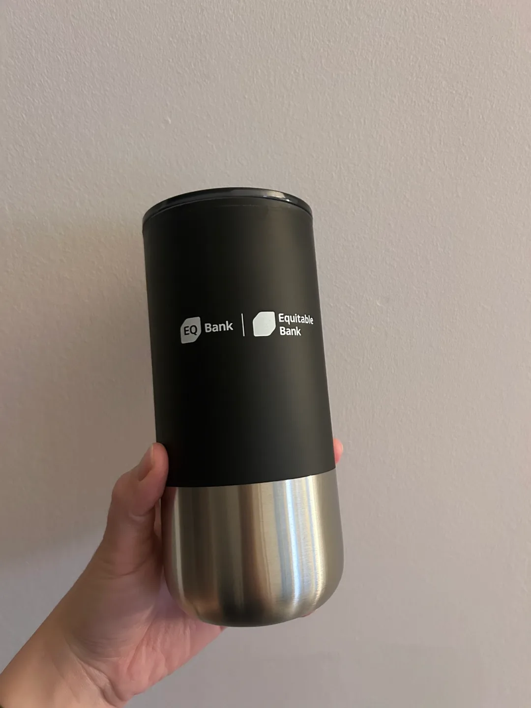 Brand new tumbler with straw for cold water only image indicator(2)